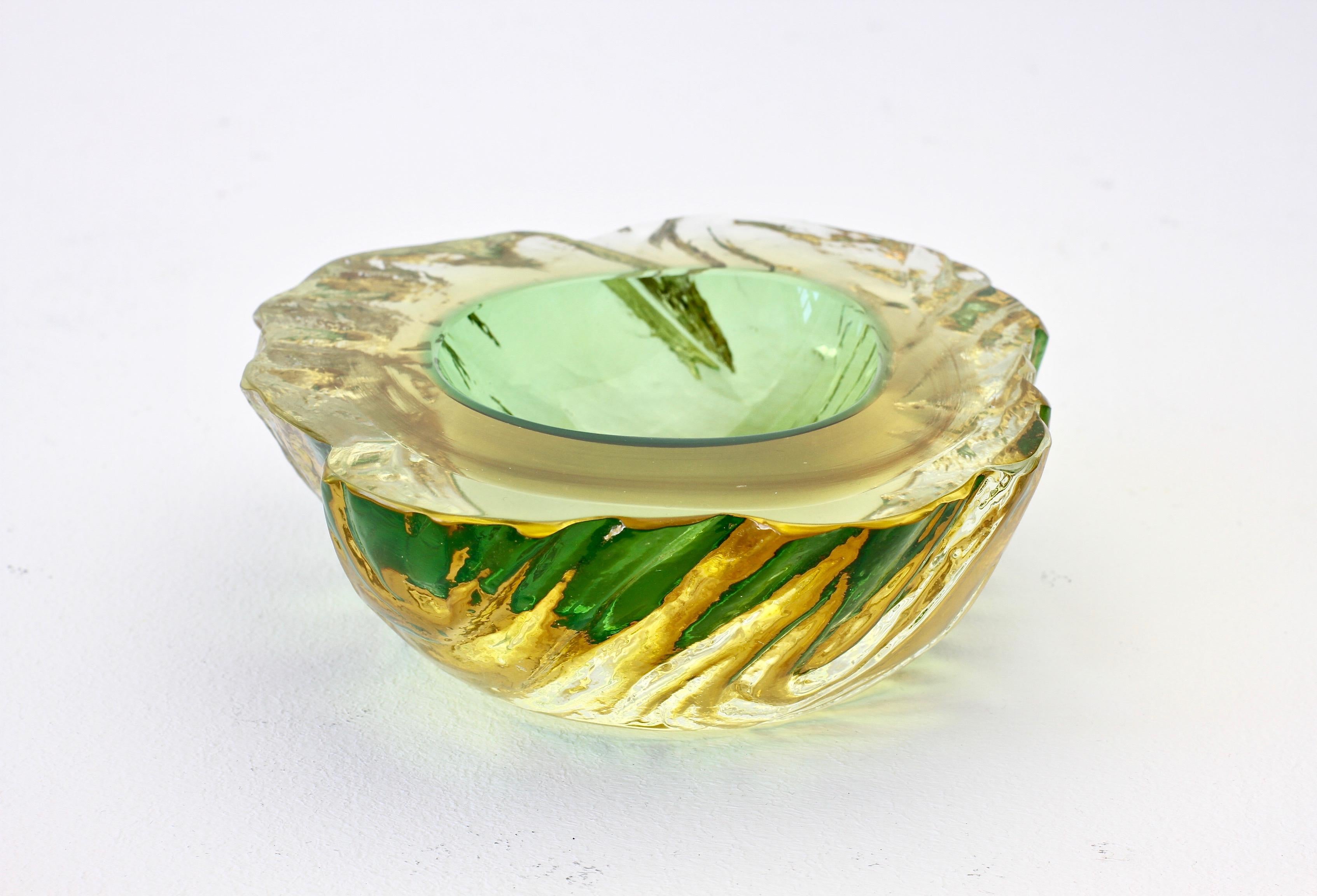 Maurizio Albarelli Attributed Italian Yellow & Green Textured Murano Glass Bowl 9