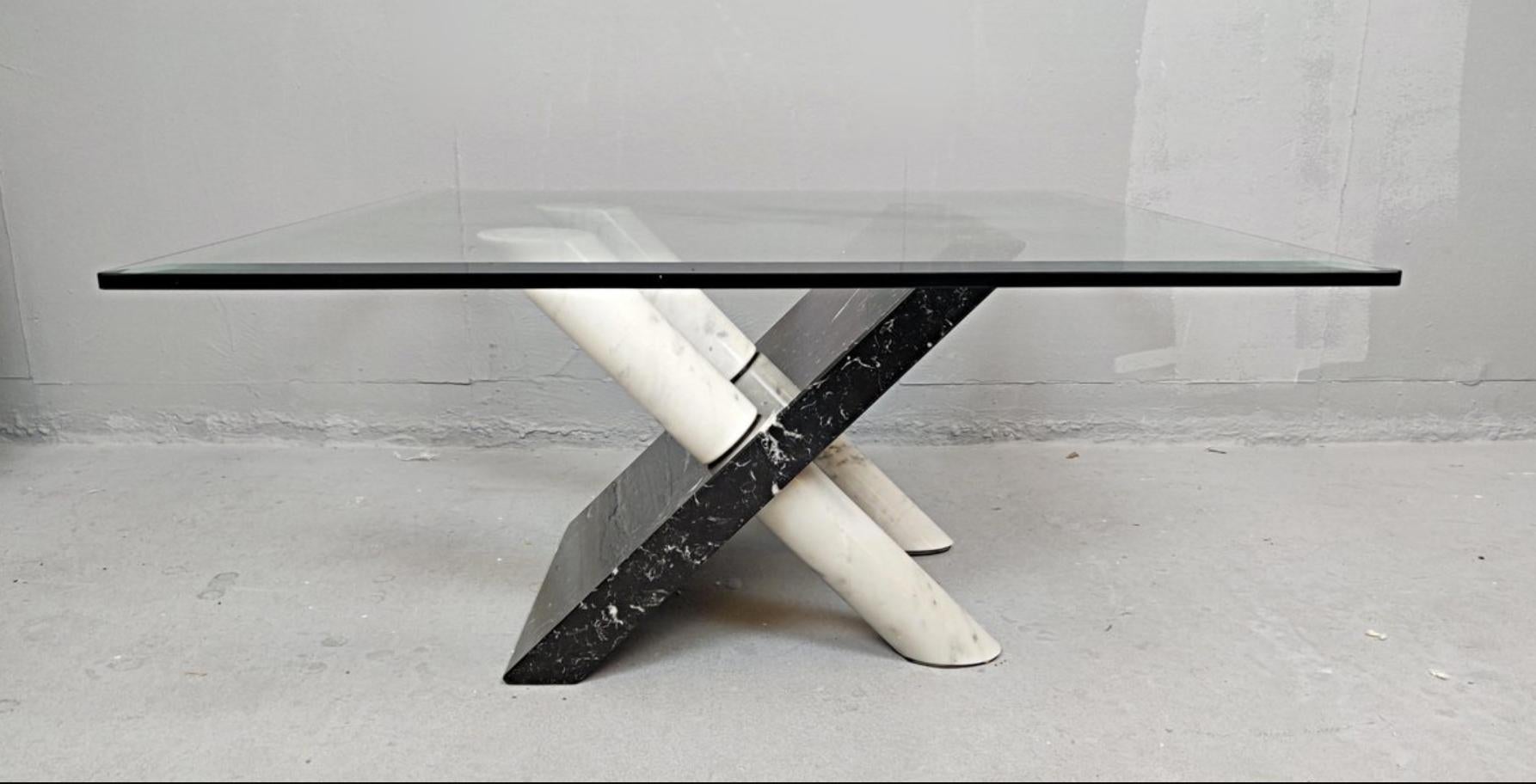 Italian Maurizio Cattelan Black and White Marble Coffee Table, 1980s