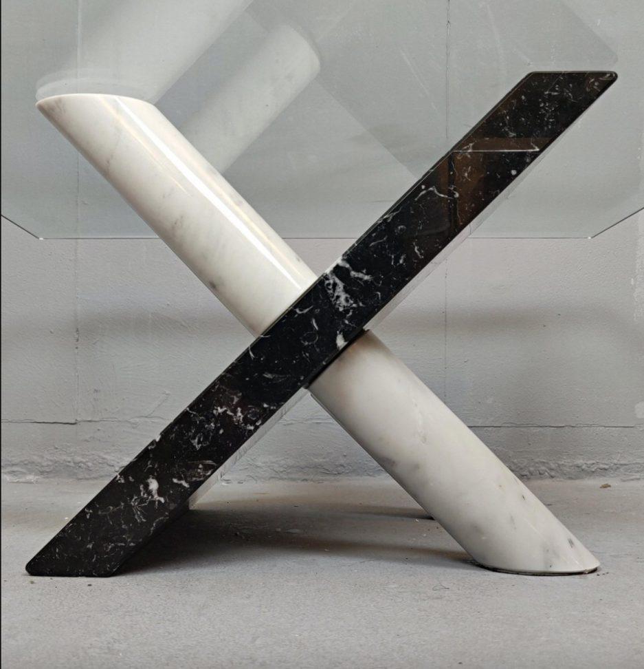 Maurizio Cattelan Black and White Marble Coffee Table, 1980s In Good Condition In Vilnius, LT