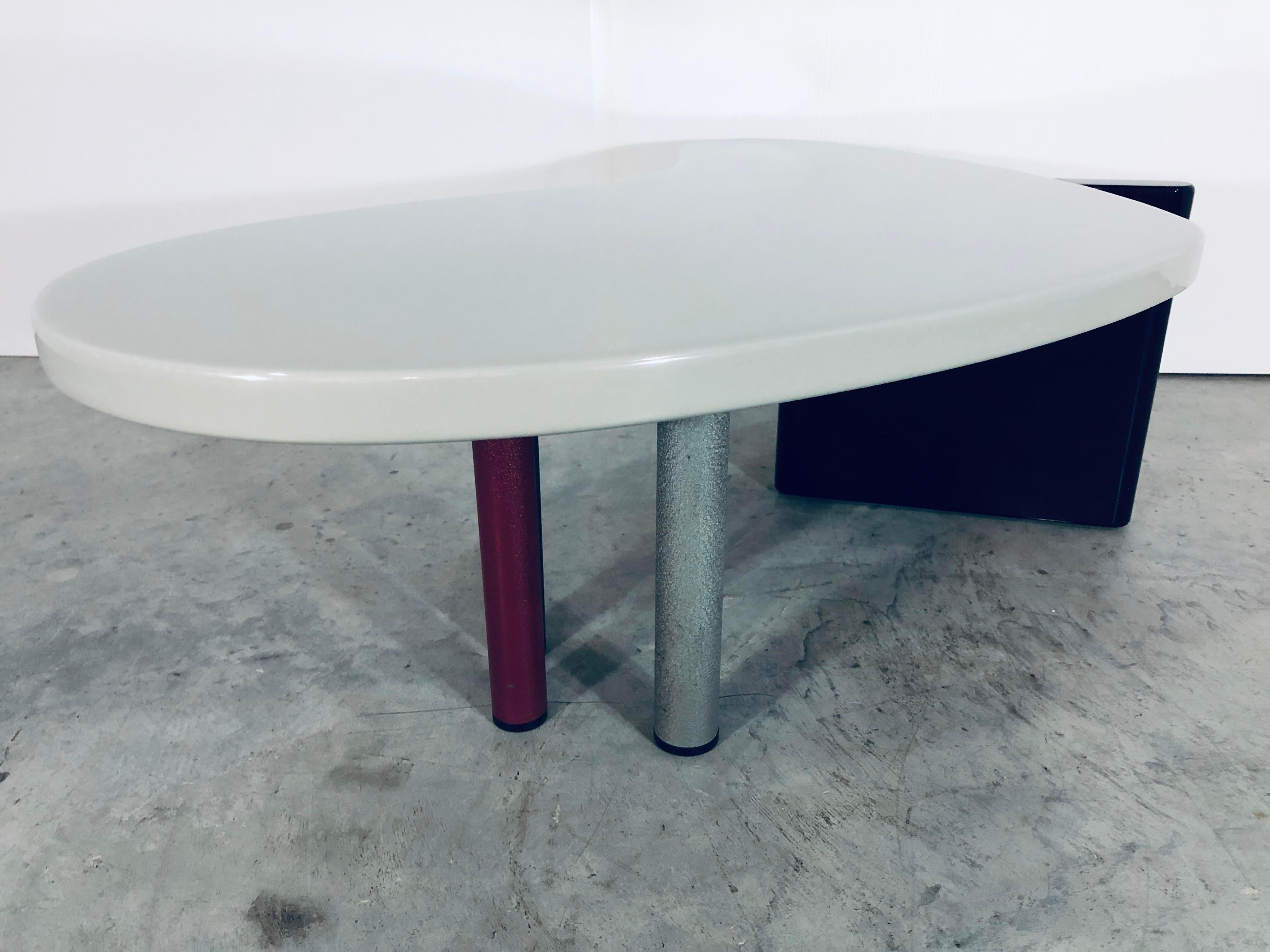 Maurizio Salvato “Nuvole” Boomerang Table for Saporiti In Good Condition In Miami, FL