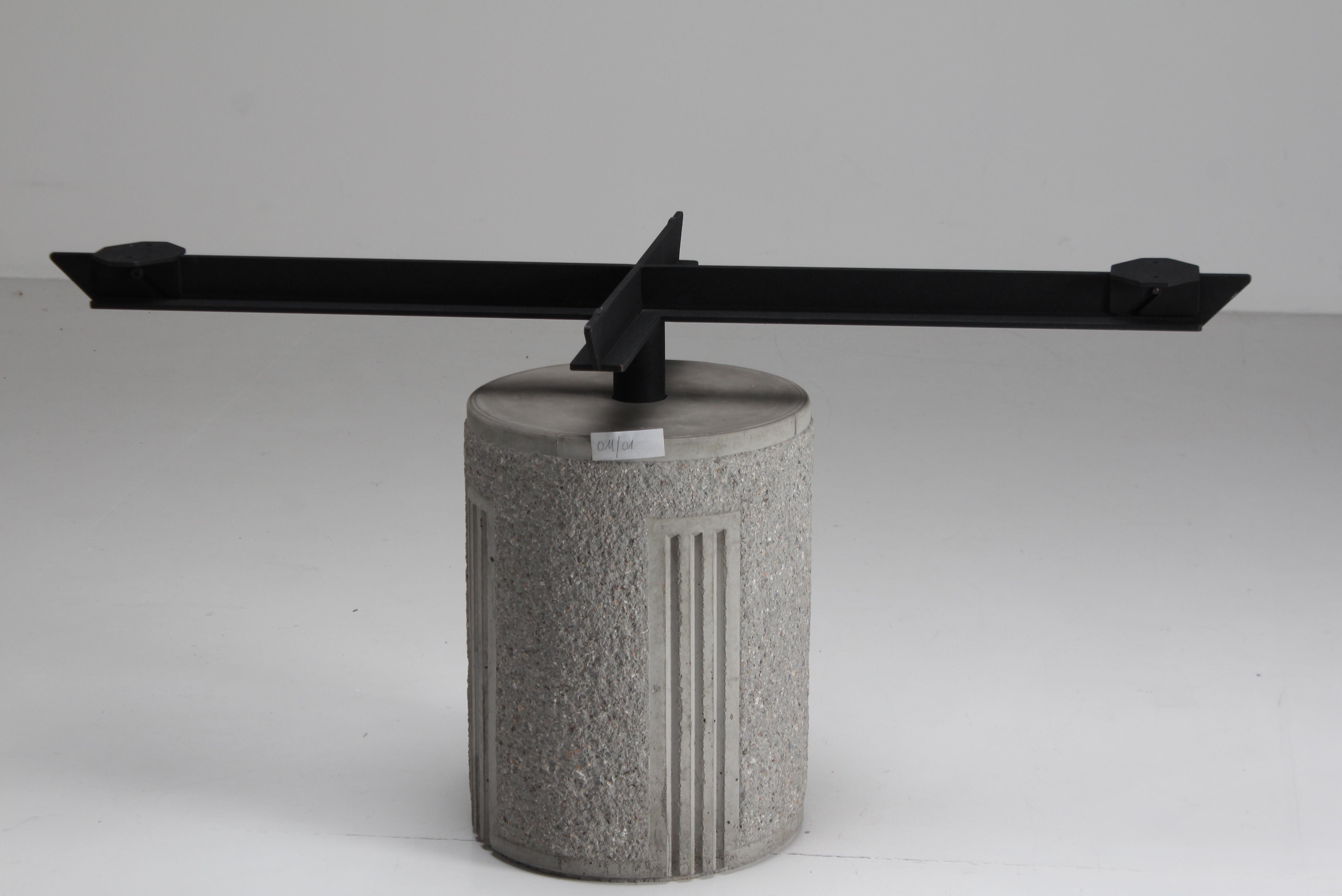 Maurizio Salvato Oval table mod Brian with sculptural stone foot, Saporiti 1970s 6