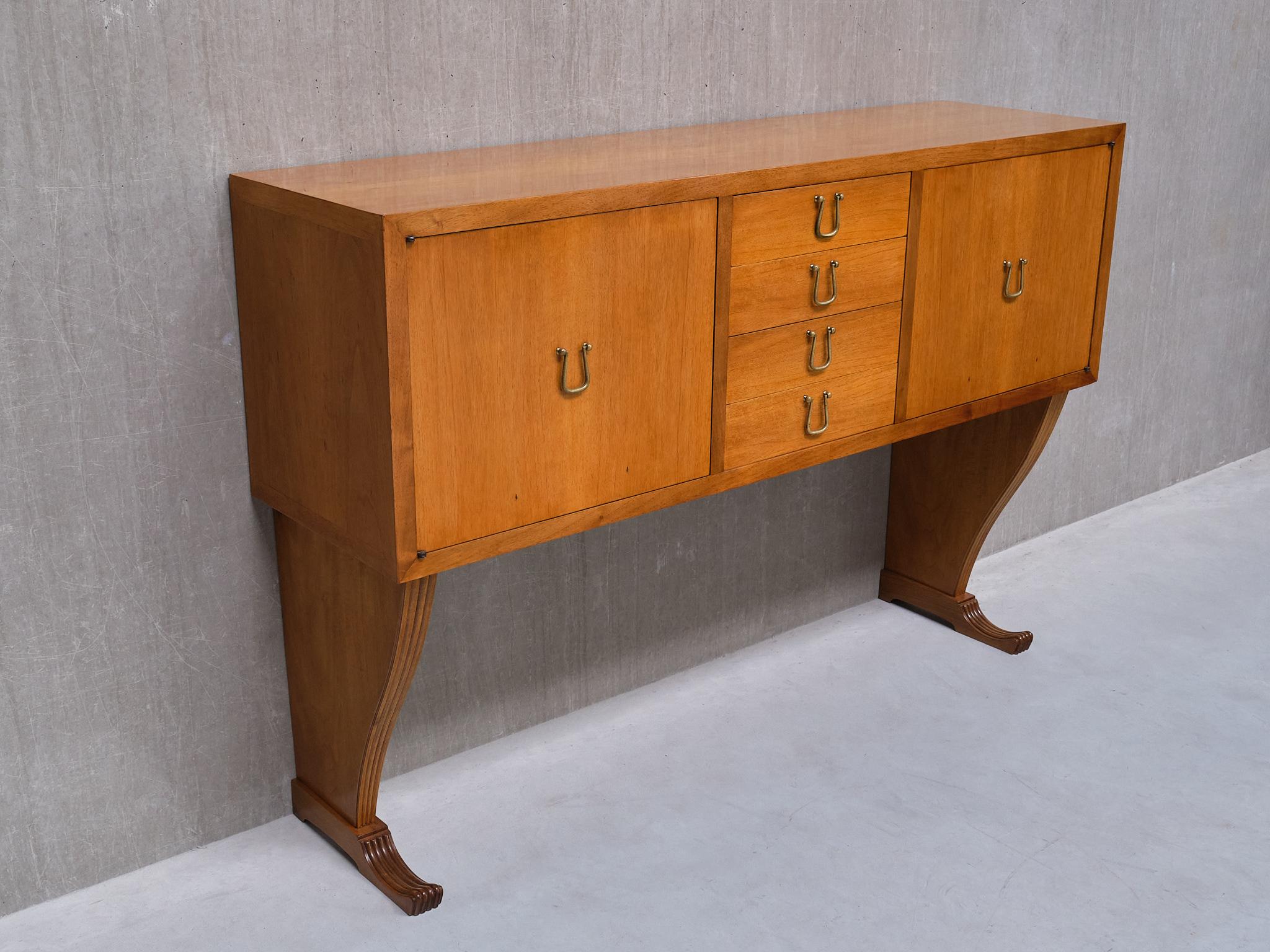 Credenza attribuita a Maurizio Tempestini in noce e ottone, Firenze, anni '40 in vendita 1