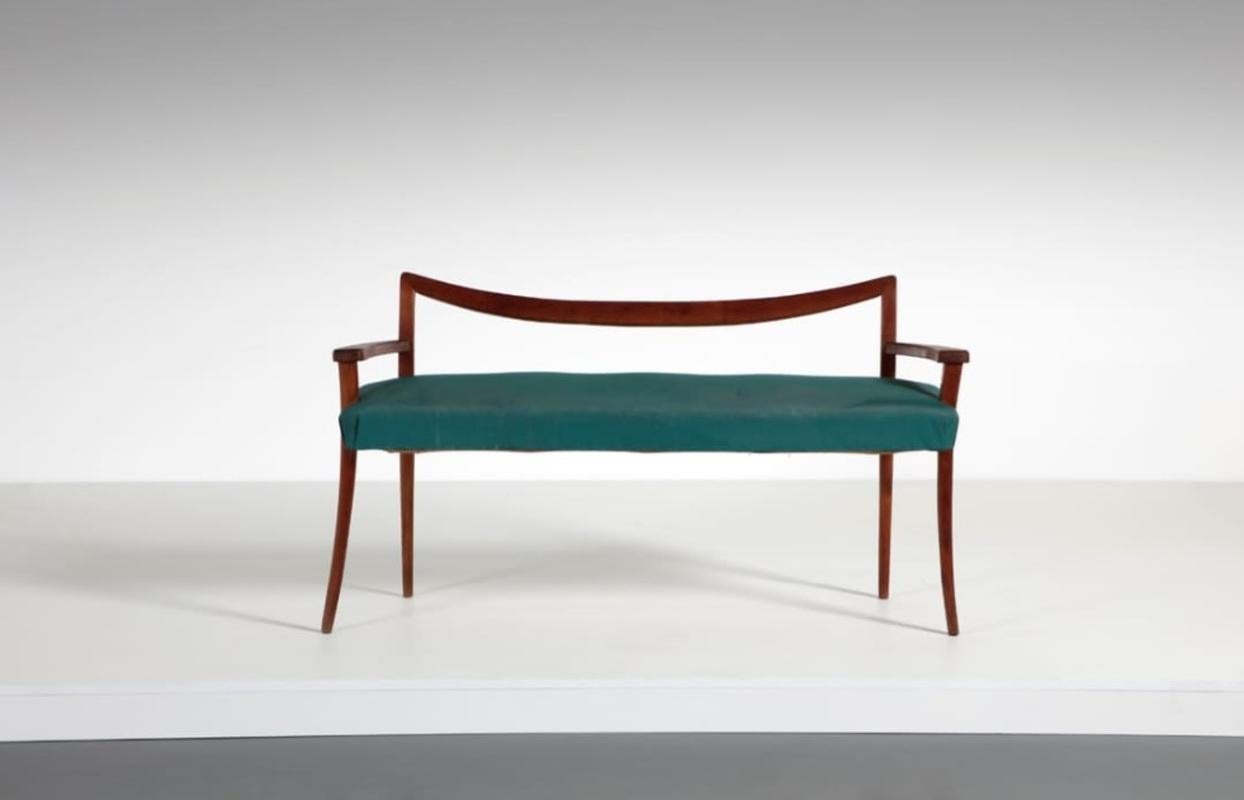 Mid-Century Modern bench in cherry wood upholstered in leatherette/fabric, designed by Maurizio Tempestini.
Italian Manufacture from the 1950s.
 