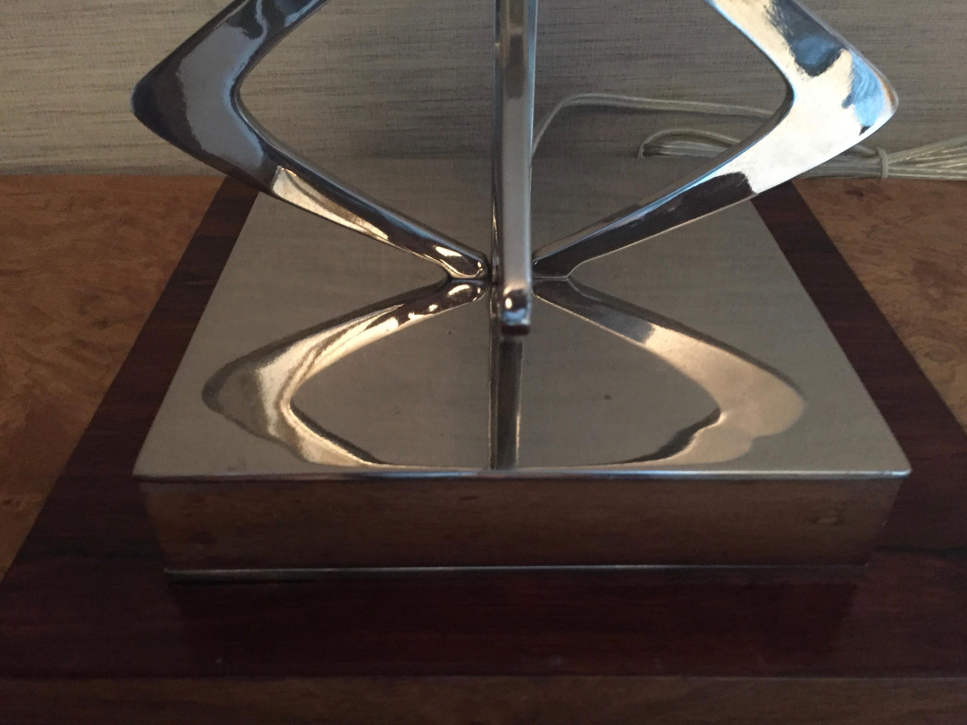 Mid-Century Modern Maurizio Tempestini for Laurel Sculptural Chrome Table Lamp