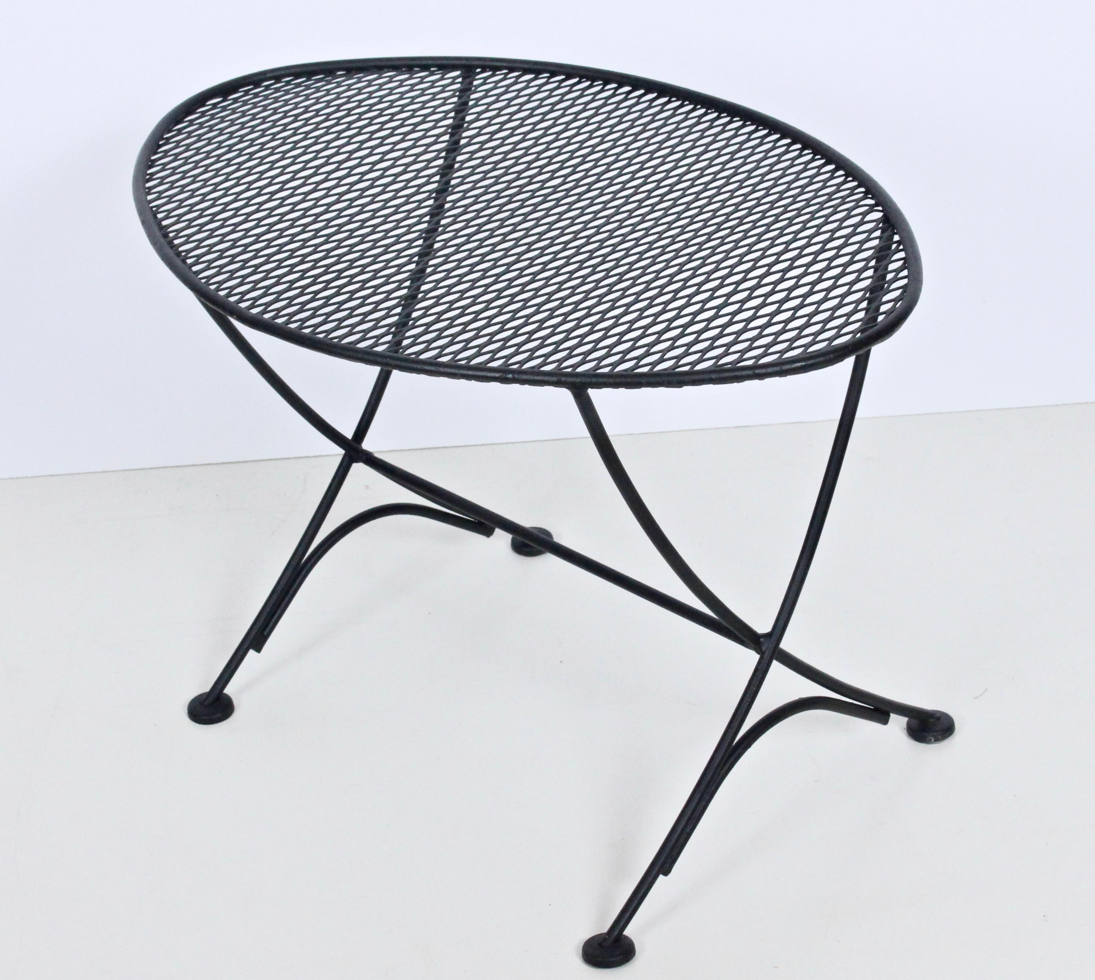 American Maurizio Tempestini for Salternini Black Iron Oval Occasional Table, C. 1950s For Sale