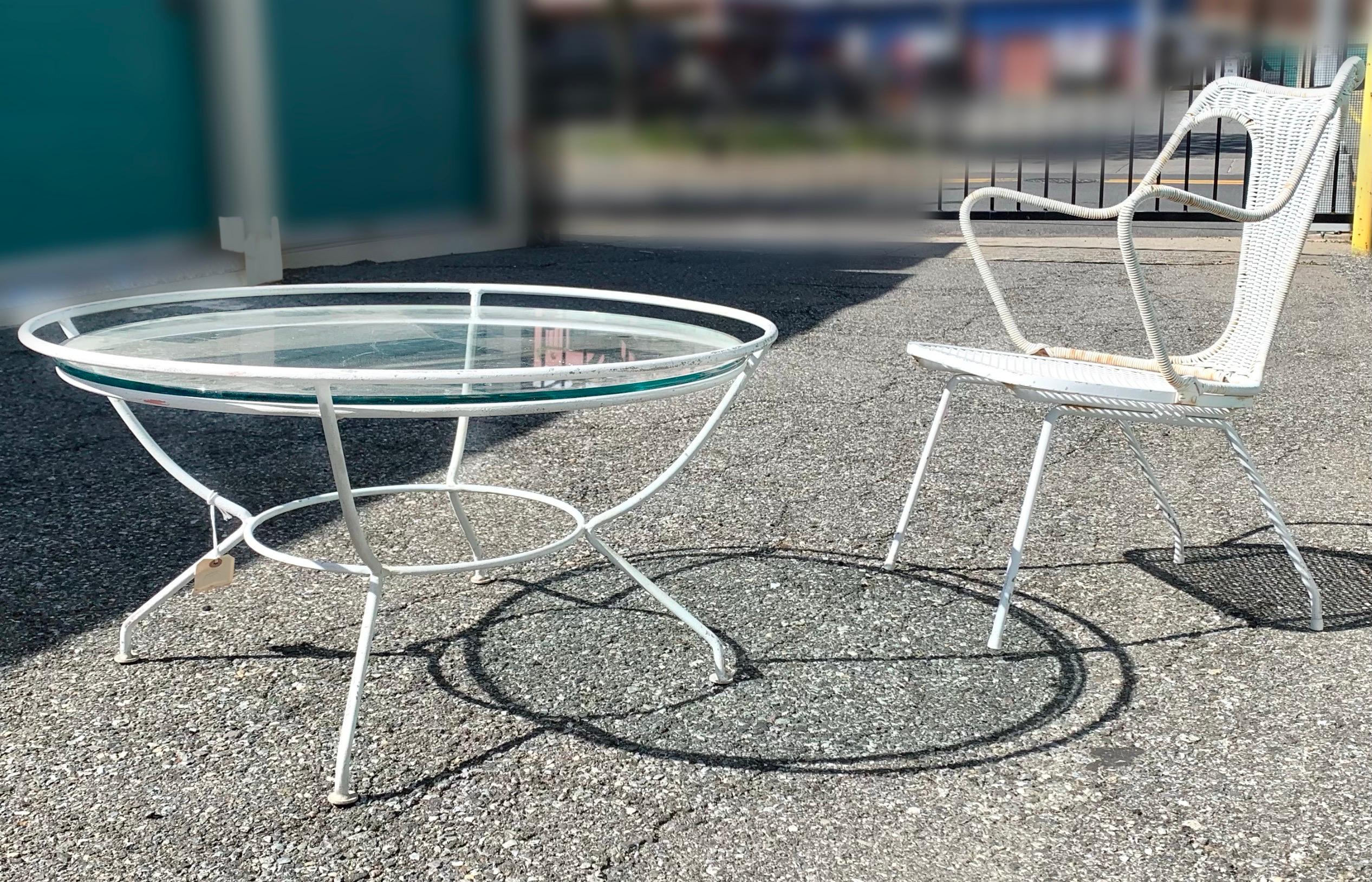 Mid-Century Modern Ensemble de patio Maurizio Tempestini pour Salterini en acier émaillé blanc et roseau, années 1960 en vente