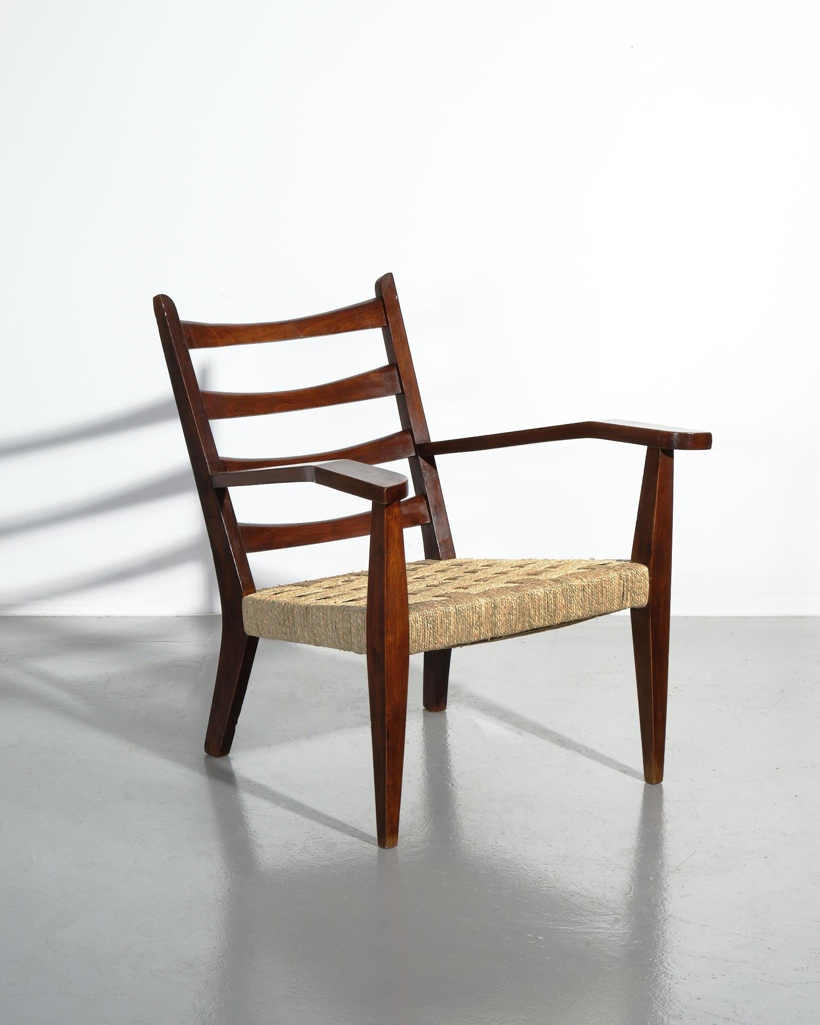 C.I.C.
Attribué au designer
Châtaigne, corde tressée
Chaises : H79,5 x L62 x P72 cm