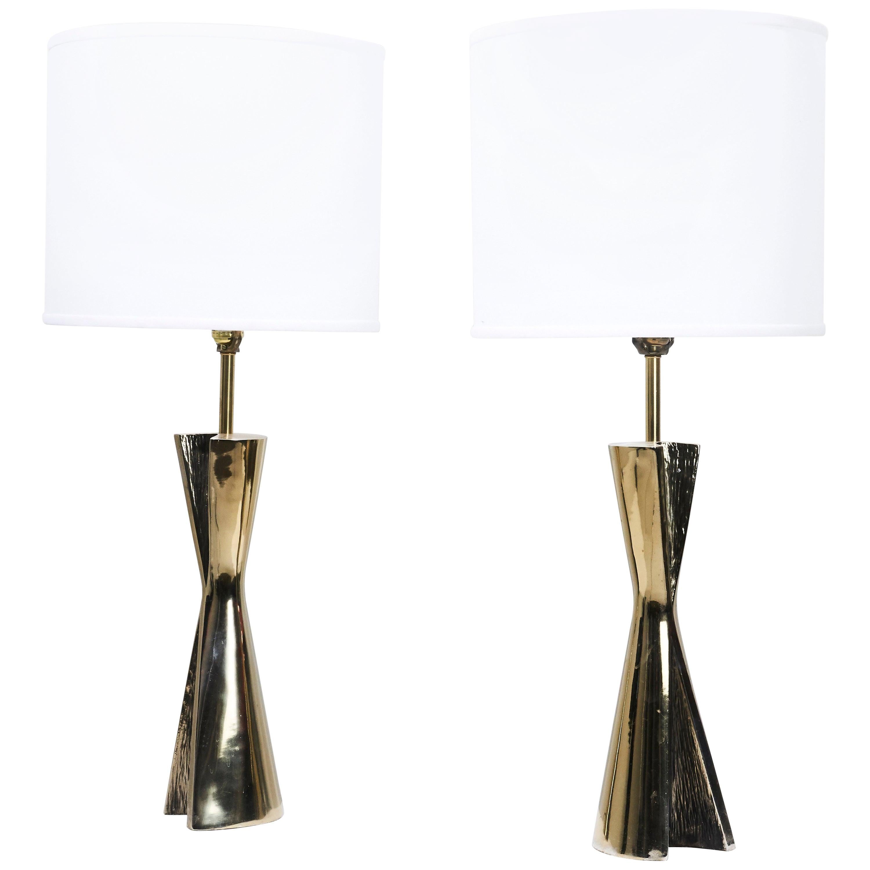 Geometric Sculptural Brass Table Lamp at 1stDibs