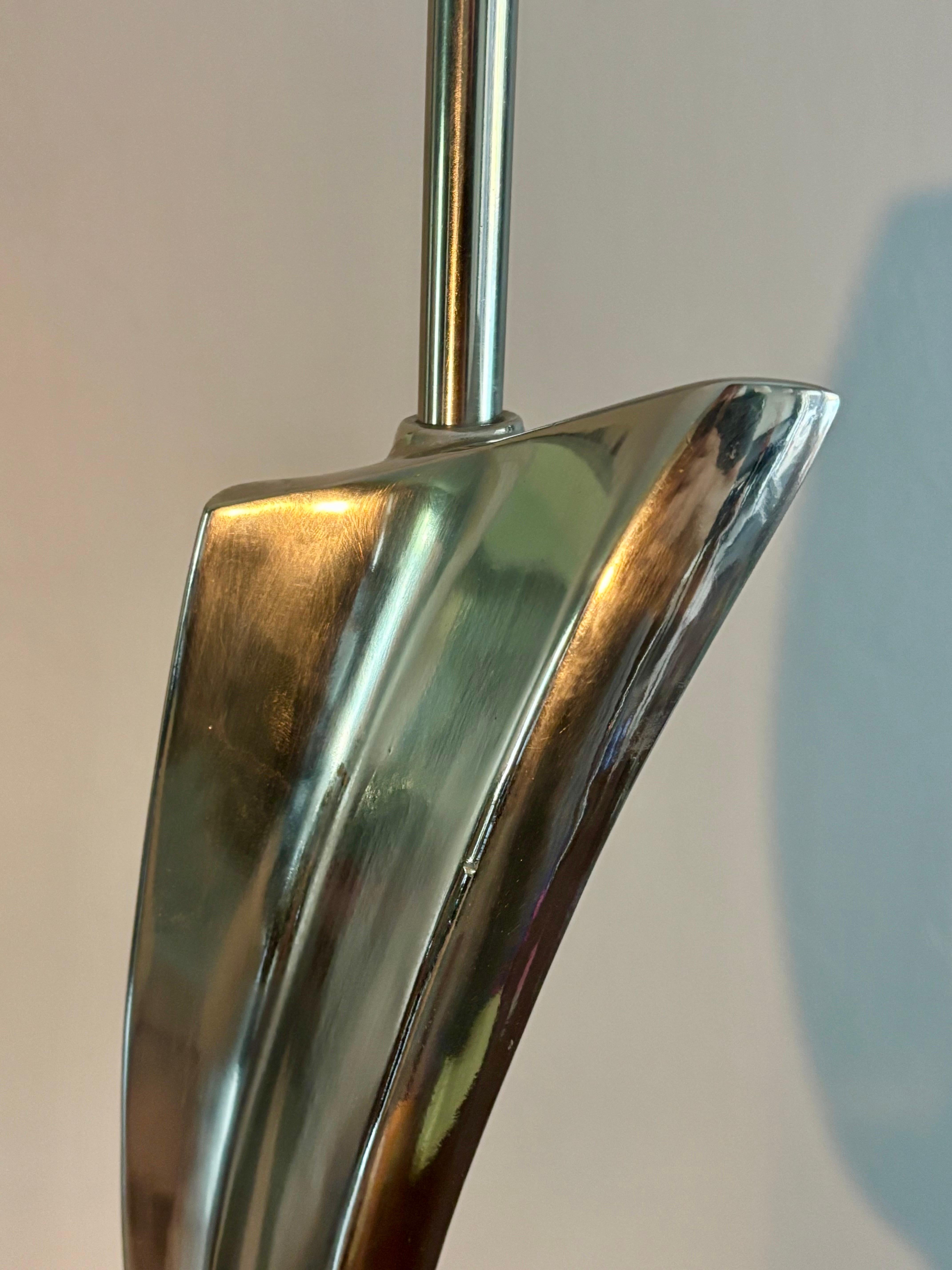 Maurizio Tempestini Sculptural Chrome and Black Table Lamp In Good Condition For Sale In Boynton Beach, FL
