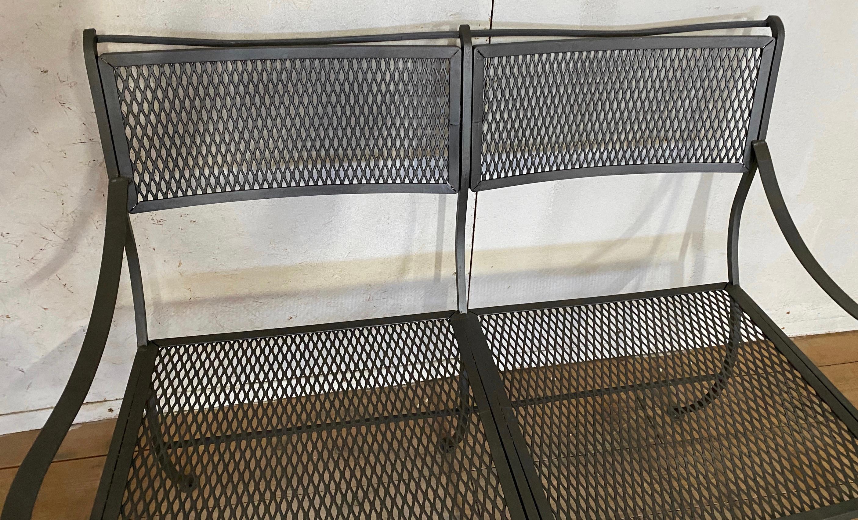 Maurizio Tempestini Style Black Iron Frame and Mesh Settee In Good Condition For Sale In Sheffield, MA