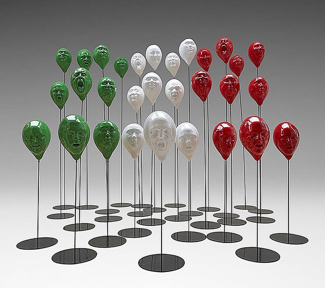 Mauro Corda Figurative Sculpture - Ballons Red, White and Green