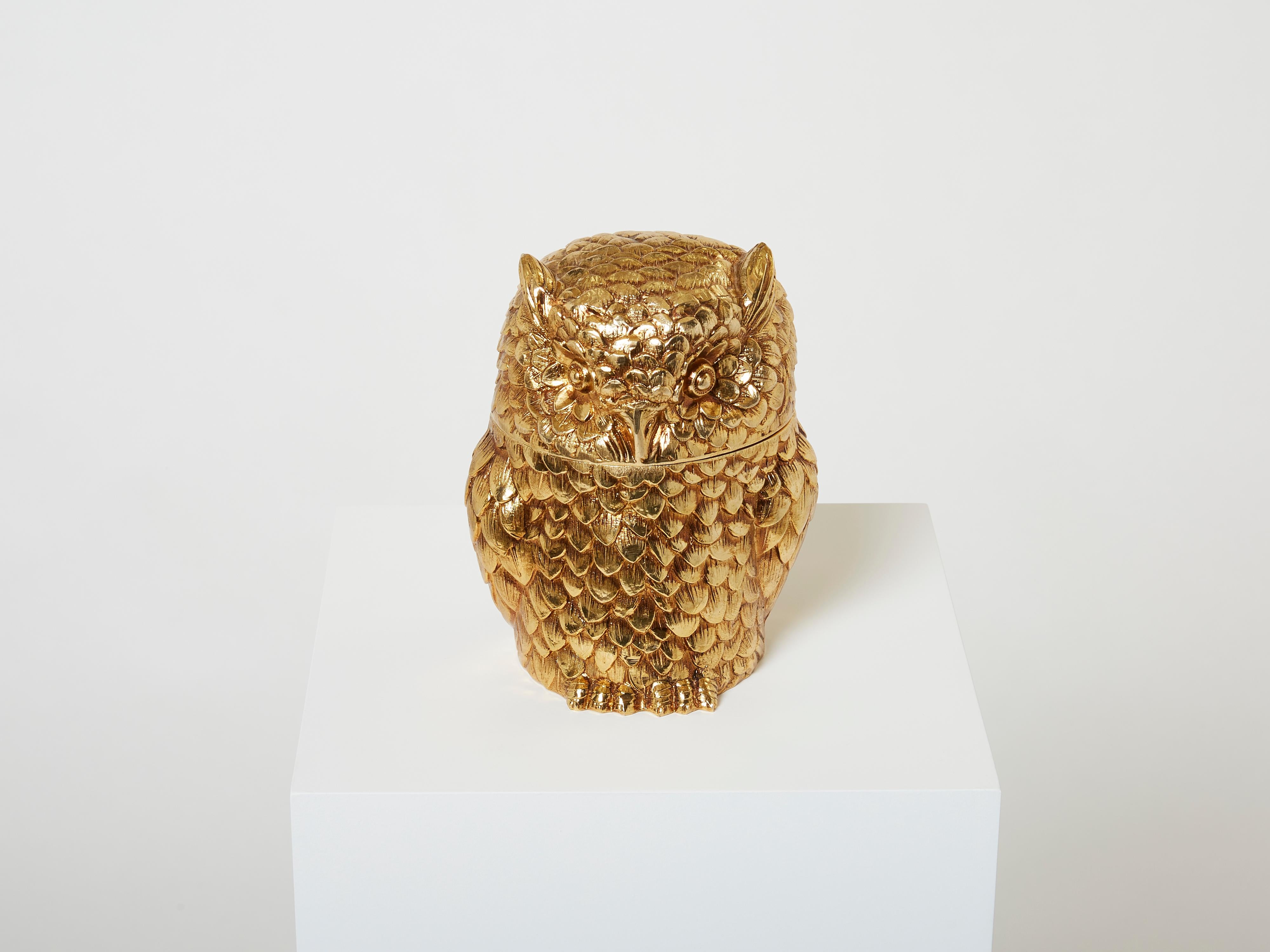 This is a beautiful barware gilt owl ice bucket designed by Mauro Manetti for Fonderia D’arte Firenze in Florence. This example is an early one from the 1960s, with metal insulation . It is really heavy and solid. Signed on the underside M.M and
