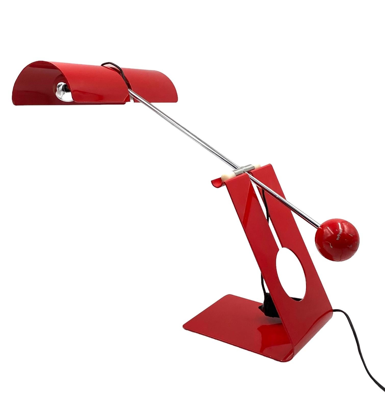 Mauro Martini, red 'Picchio' woodpecker table lamp, F.lli Martini Italy 1970s For Sale 4
