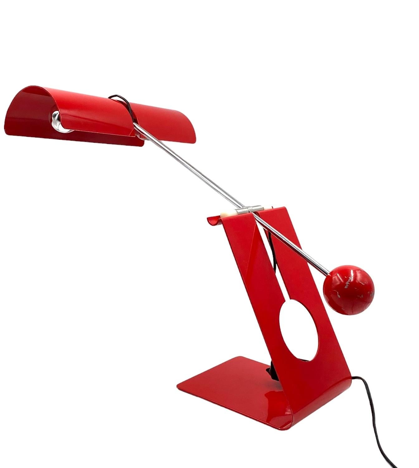 Mauro Martini, red 'Picchio' woodpecker table lamp, F.lli Martini Italy 1970s For Sale 5