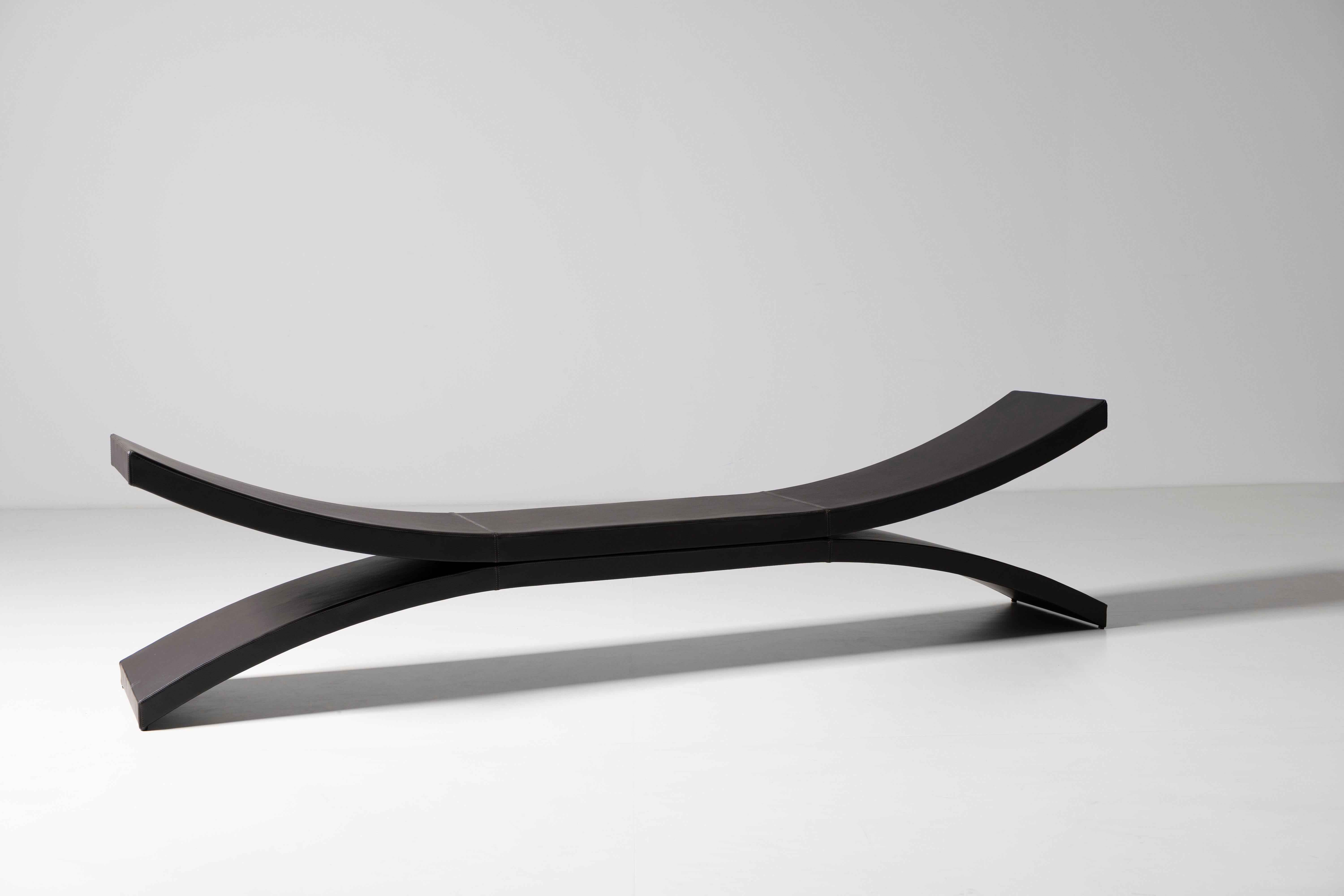 Mauro Mori Ioegio Bench in Leather In New Condition For Sale In New York, NY