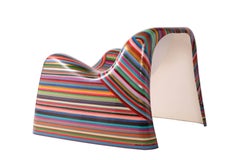 Mauro Oliveira fauteuil de salonHard Candy rayé à rayures