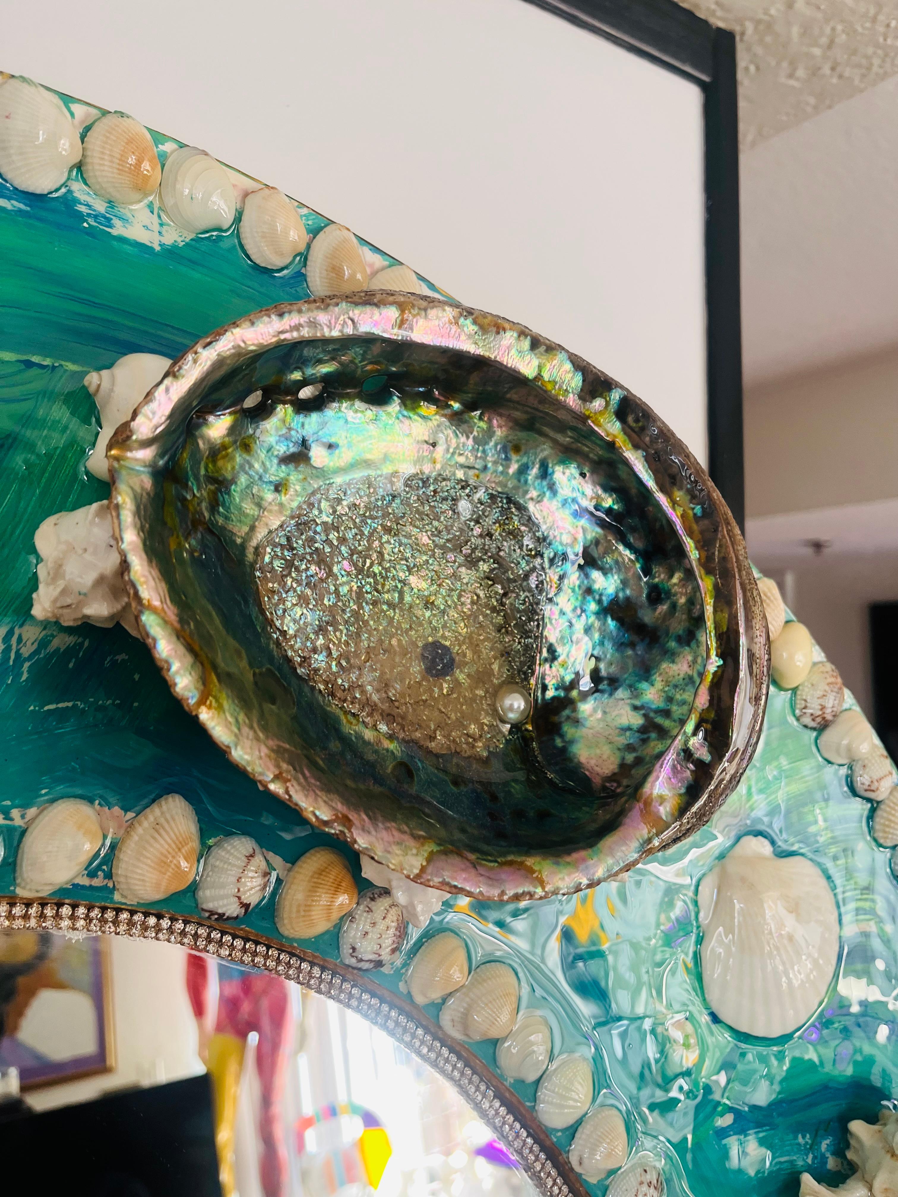 CARIBBEAN MIRROR (One Of A kind Seashells Encrusted Round Mirror W/ Wood Frame) For Sale 6