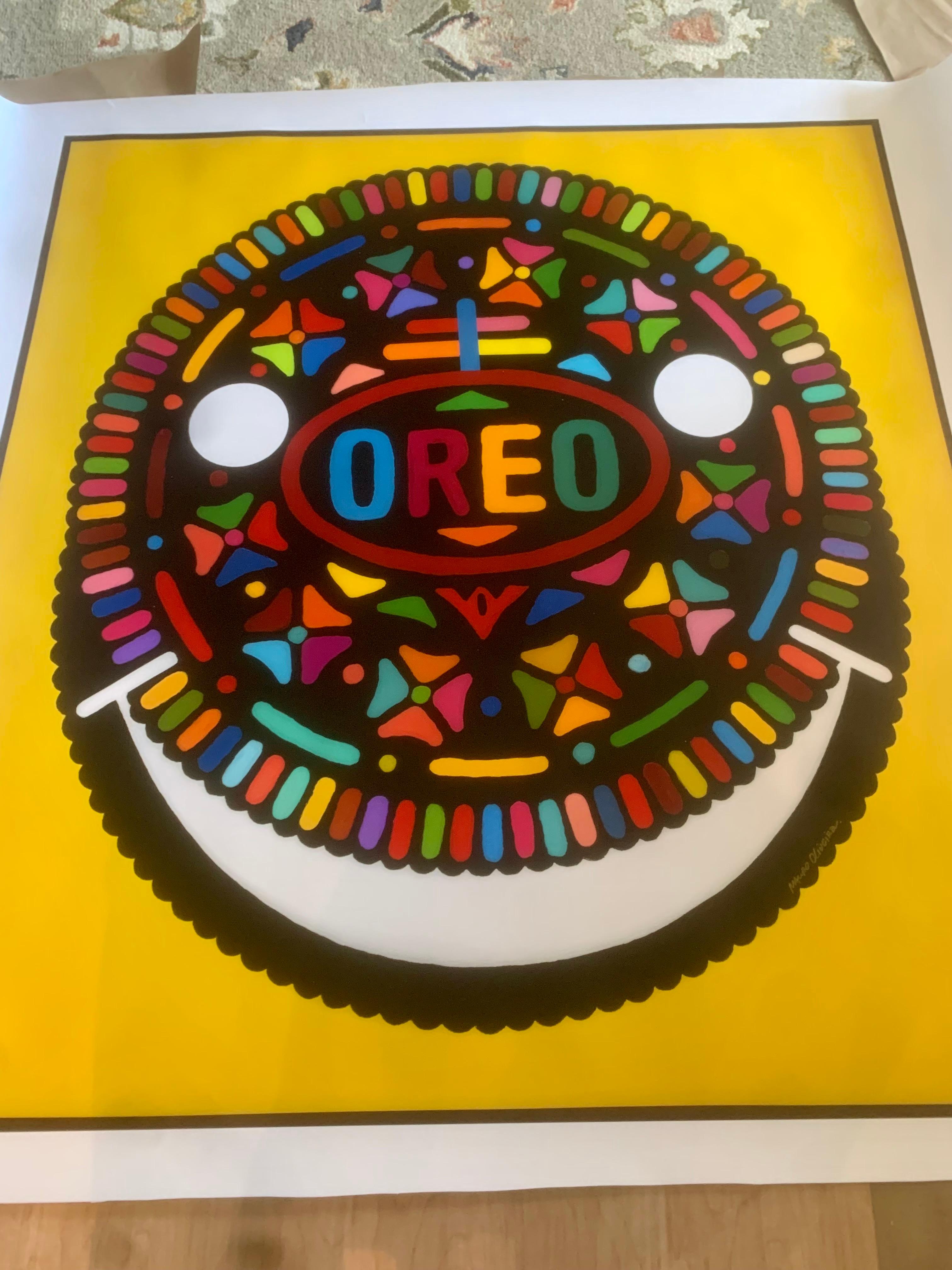 CELEBRATING OREO'S 110TH ANNIVERSARY W / „THE OREO HAPPY HOUR I“ (imitierte Auflage) (Pop-Art), Print, von Mauro Oliveira