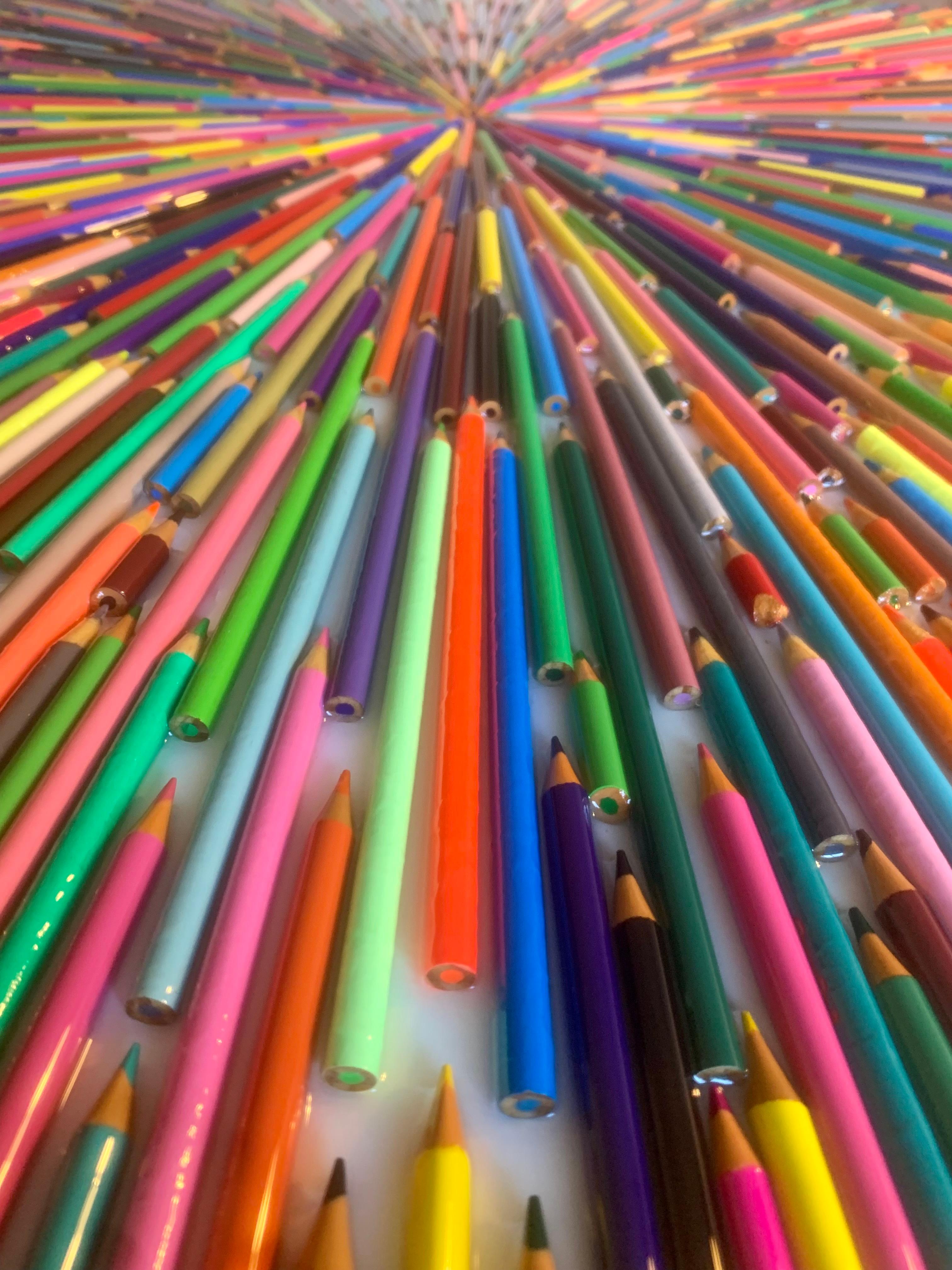 Arco iris de colores Epicentro II-Fondo blanco (Edición limitada impresa en lienzo) en venta 2