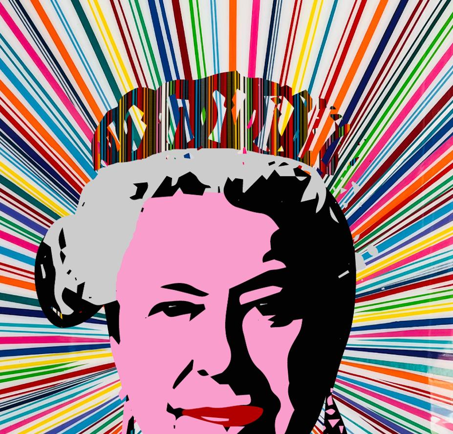 QUEEN OF QUEENS: A TRIBUTE TO ELIZABETH II (Limited Edition Of Only 30 Prints) - Beige Abstract Print by Mauro Oliveira