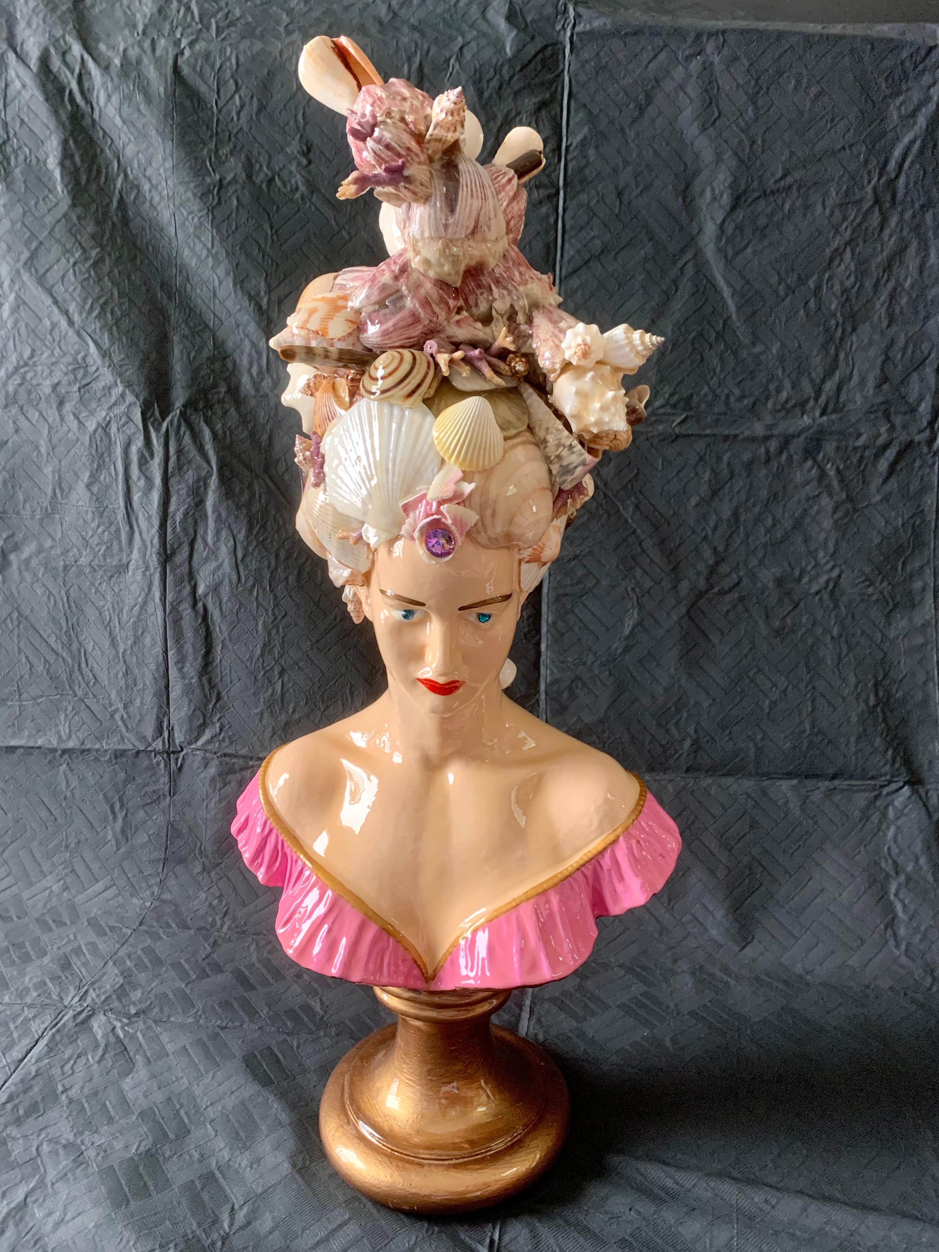 'I Like When You Call Me Senhorita' I (Original Female Bust With Real Seashells) - Sculpture by Mauro Oliveira