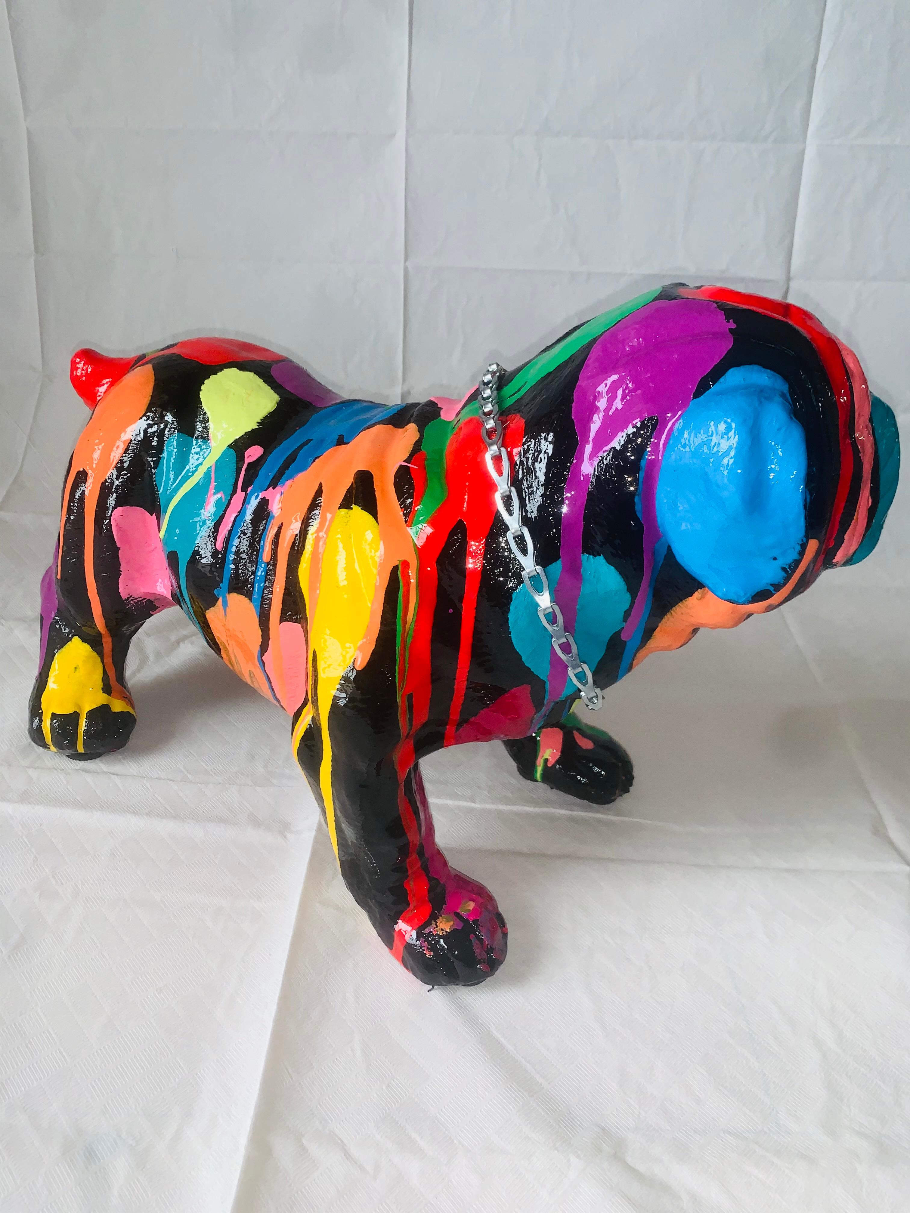 Pop Puppies is an exclusive series of Artist Mauro Oliveira. This exclusive English Bulldog is Oliveira's own cast and design, that means you will only find it here. Made of plaster and steel, each sculpture will receive its own color combination.