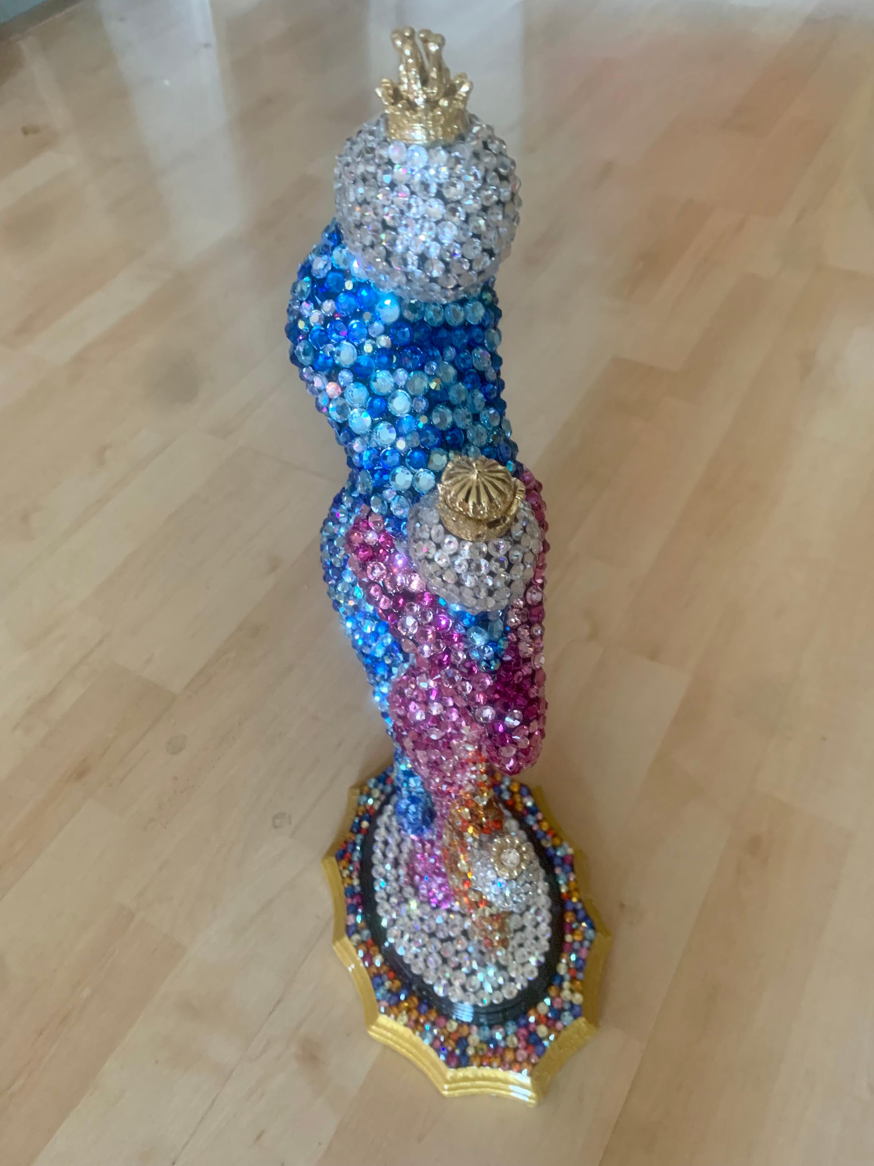 THE ROYAL FAMILY (1 Of a Kind Sculpture W/ Genuine Swarovski Crystals) 12