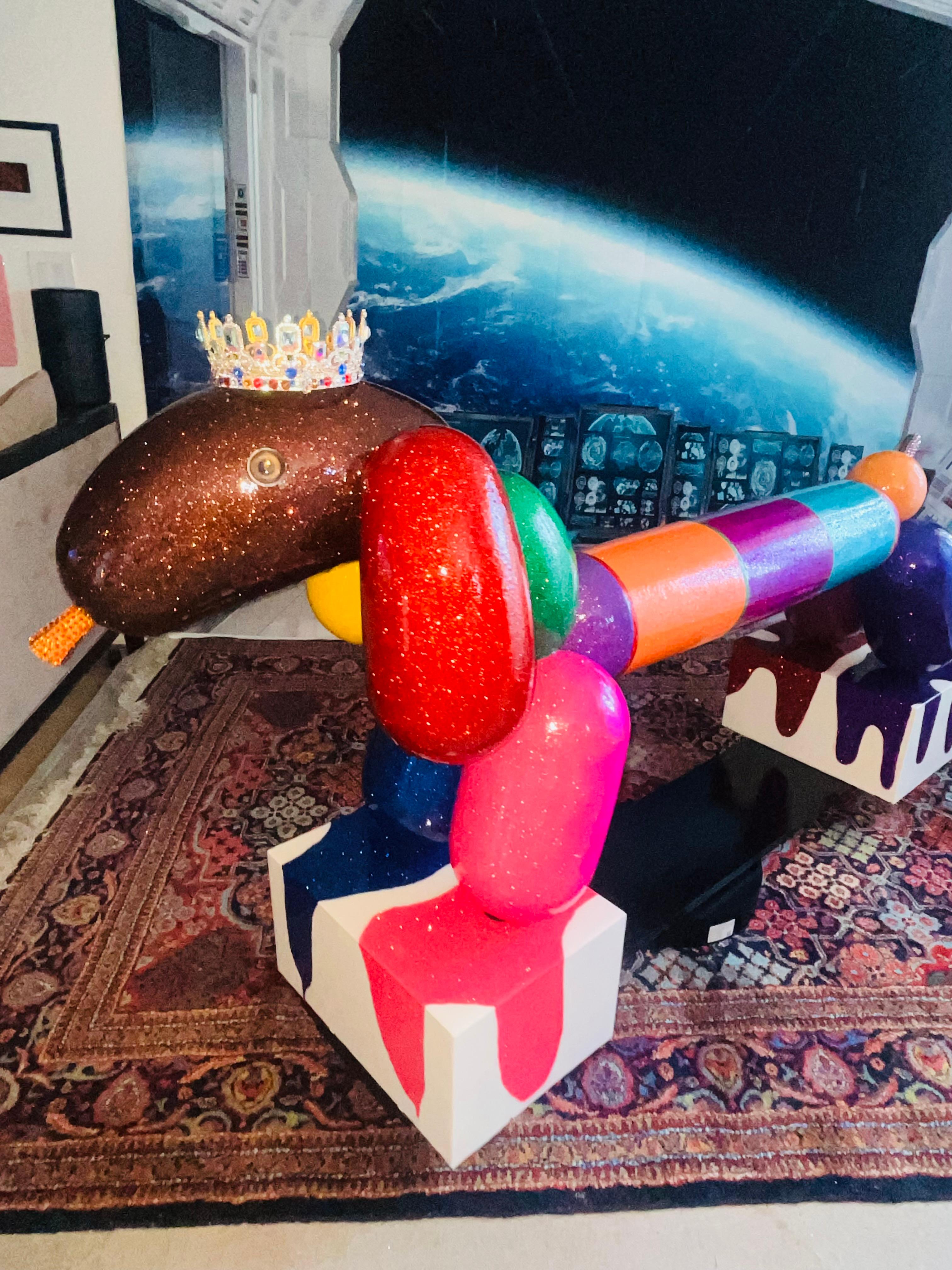 VINCITORE: Il re dei cani palloncino - Capolavoro unico nel suo genere di scultura di cani palloncino - Mixed Media Art Moderno di Mauro Oliveira