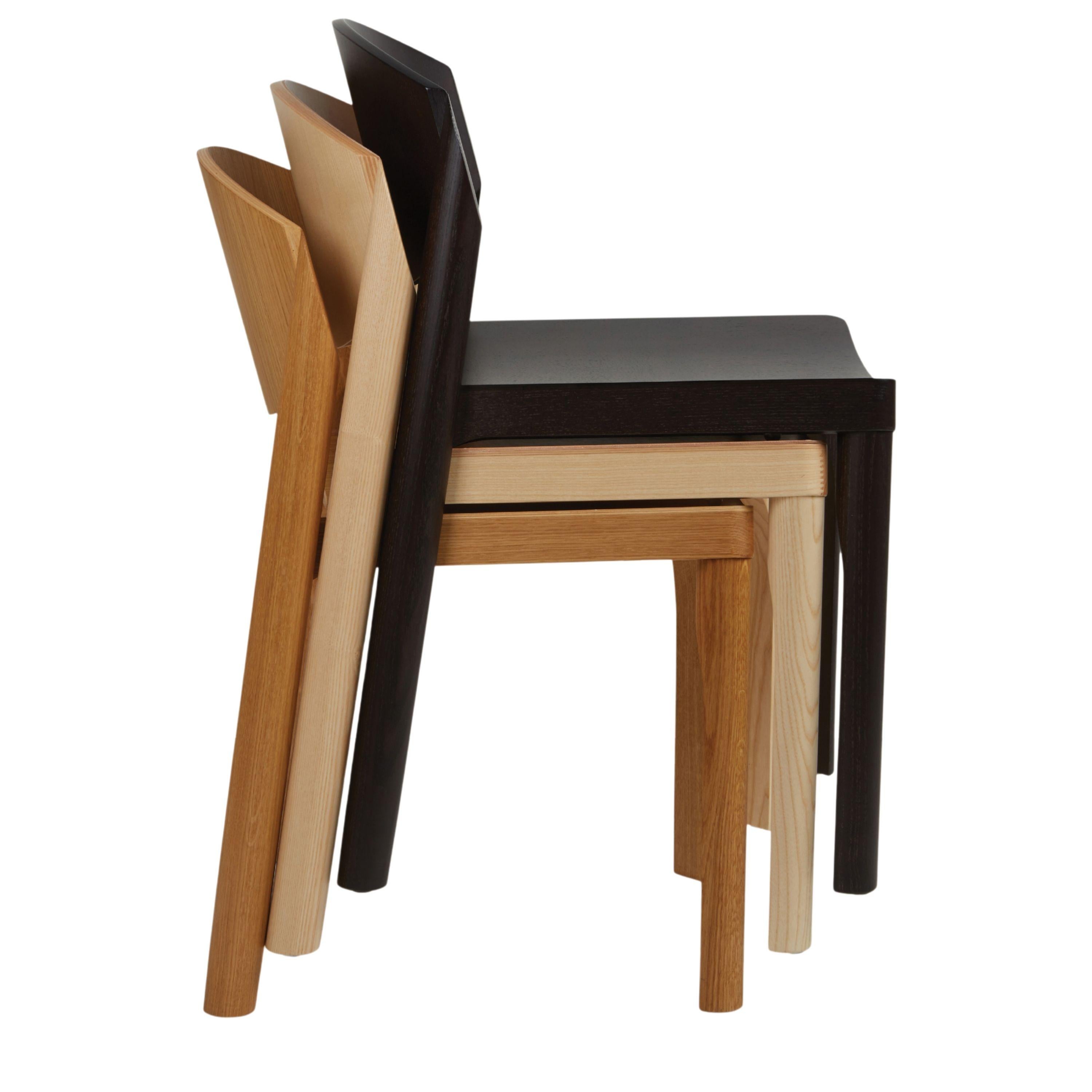 Mauro Pasquinelli 'Mauro' Wood Dining Chair in Nussbaum für Established & Sons (Furnier) im Angebot