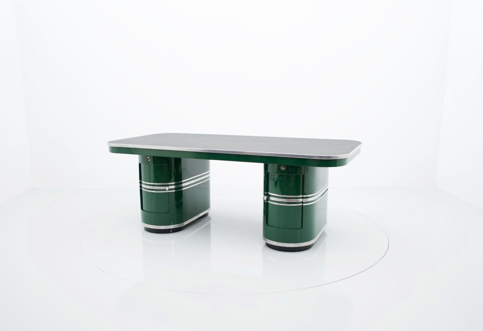 Mauser Rundform 'Berlin' Writing Desk in British Racing Green, Germany, 1950 For Sale 4