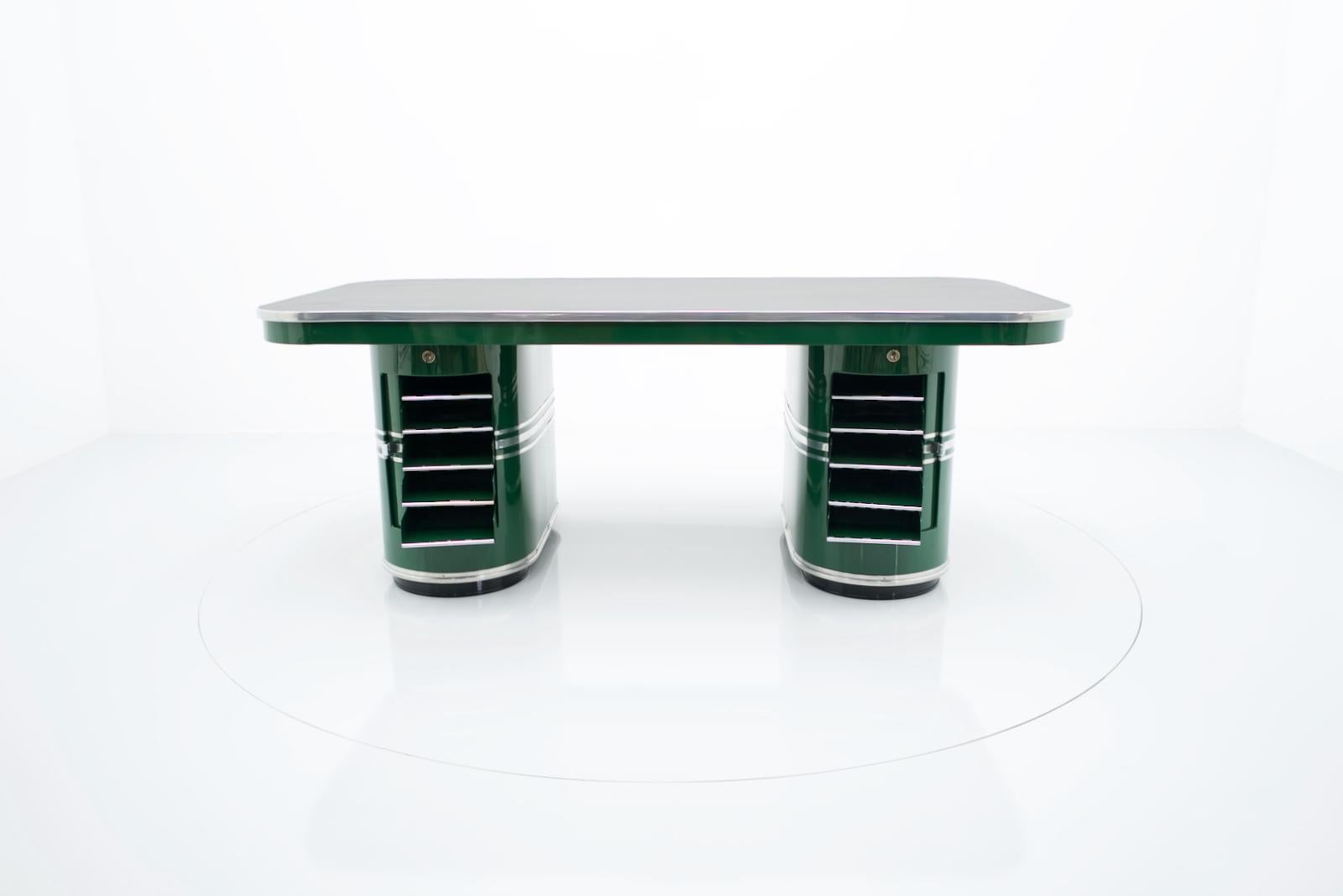 Mid-20th Century Mauser Rundform 'Berlin' Writing Desk in British Racing Green, Germany, 1950 For Sale