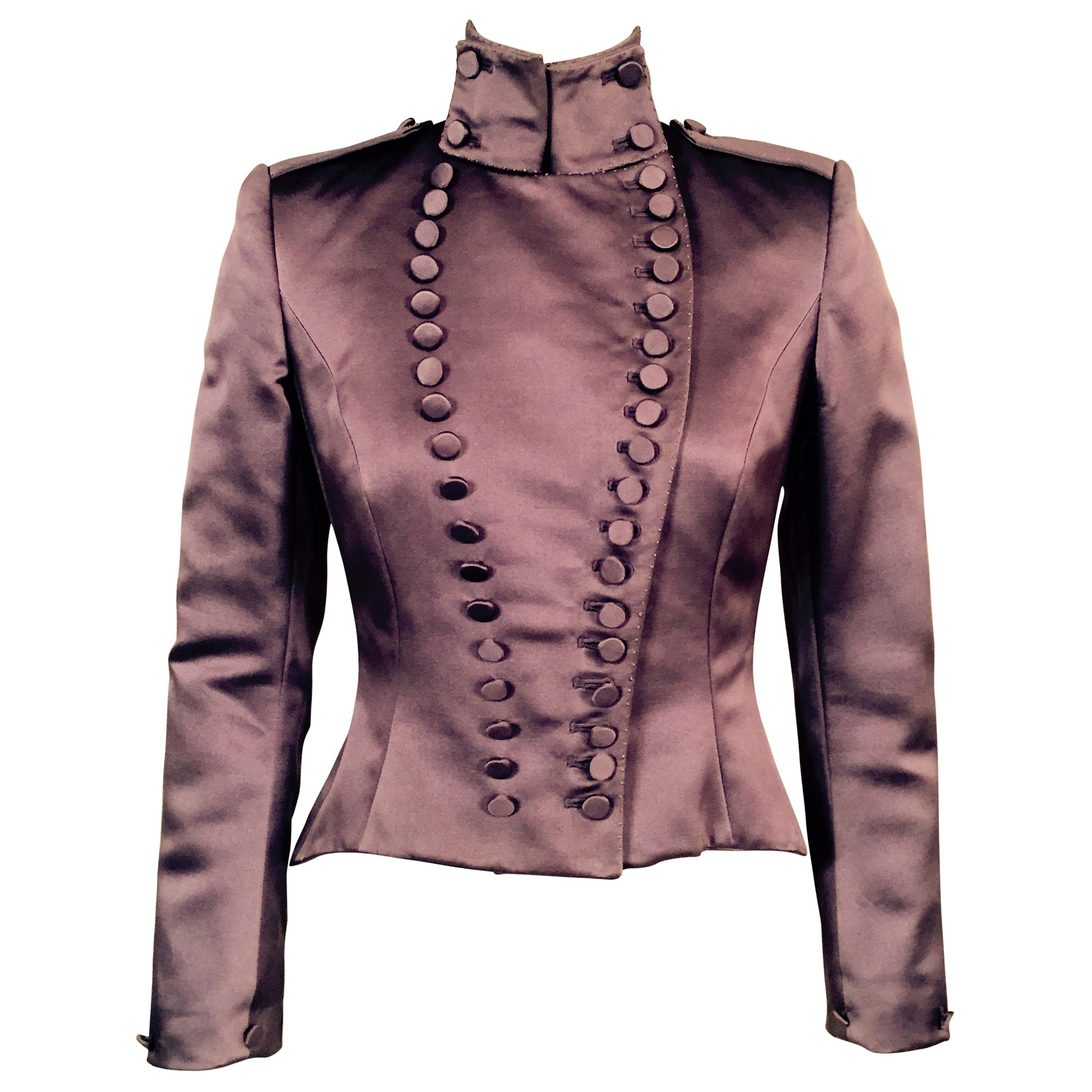 Jacke im viktorianischen Stil aus lilafarbenem Seidensatin:: entworfen von Maggie Norris Couture