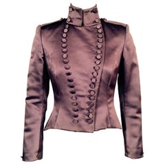 Jacke im viktorianischen Stil aus lilafarbenem Seidensatin:: entworfen von Maggie Norris Couture