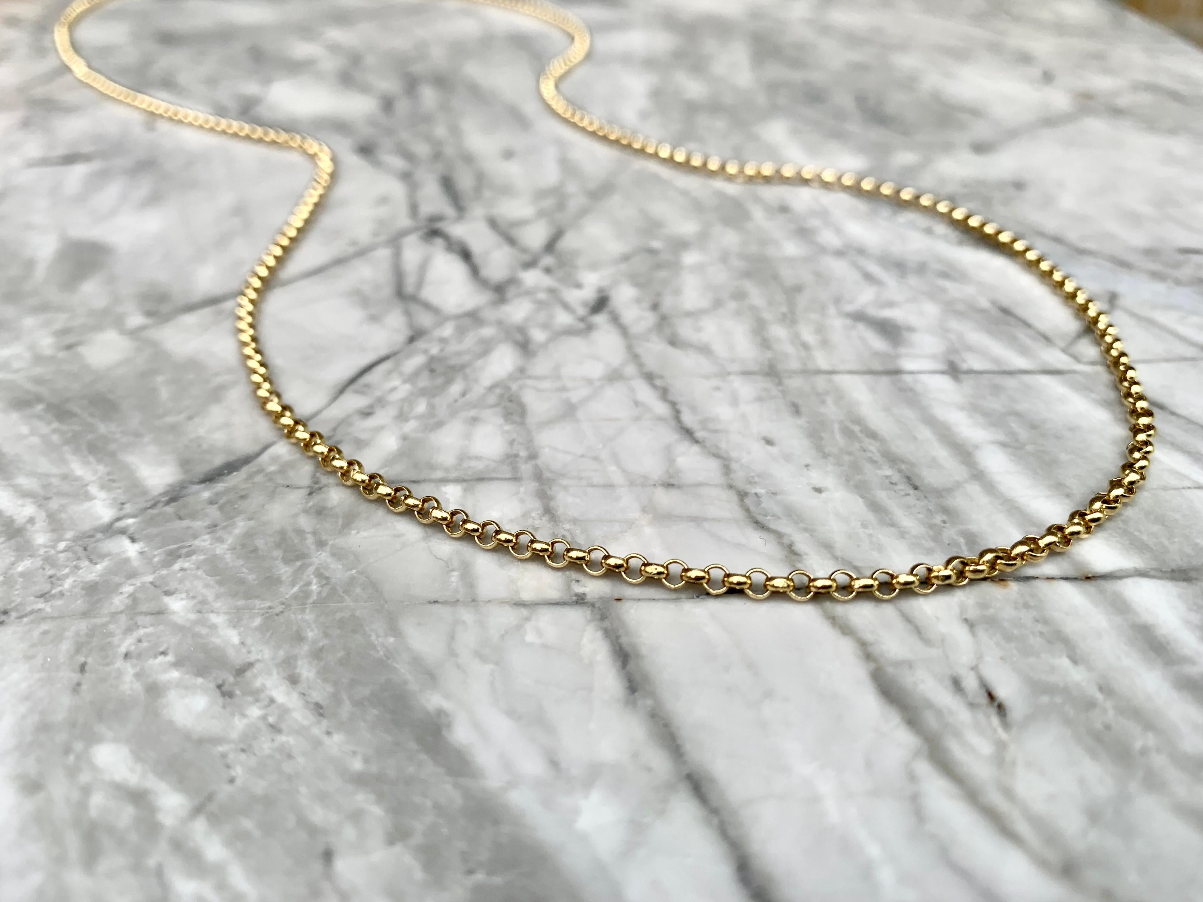 Contemporary Maviada's Classic Luxurious Dodge Thick Chain in 18 Karat Yellow Gold For Sale