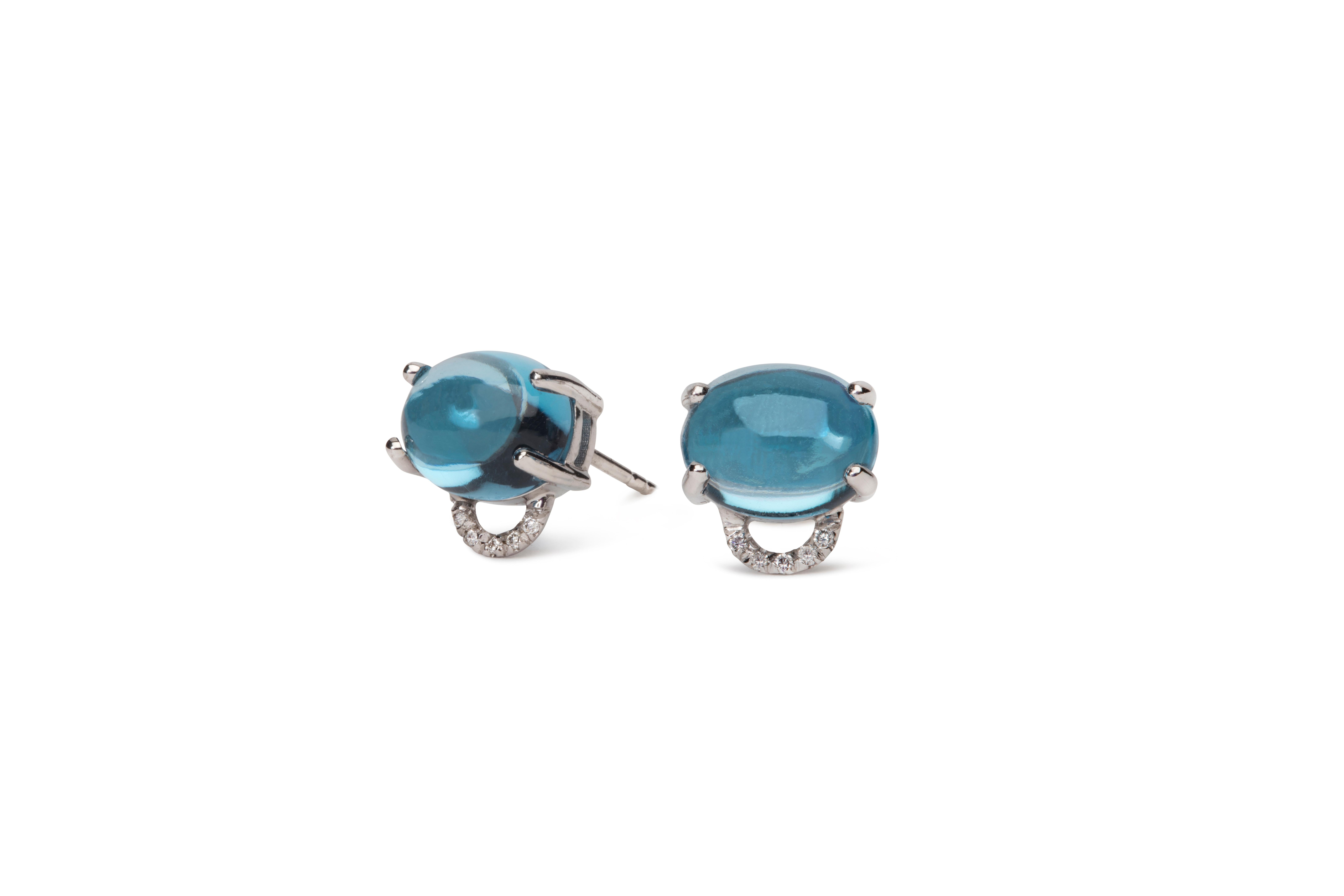 Women's or Men's Maviada's Diamond Marmaris 18 Karat Gold Stud Earrings, London Blue Topaz For Sale