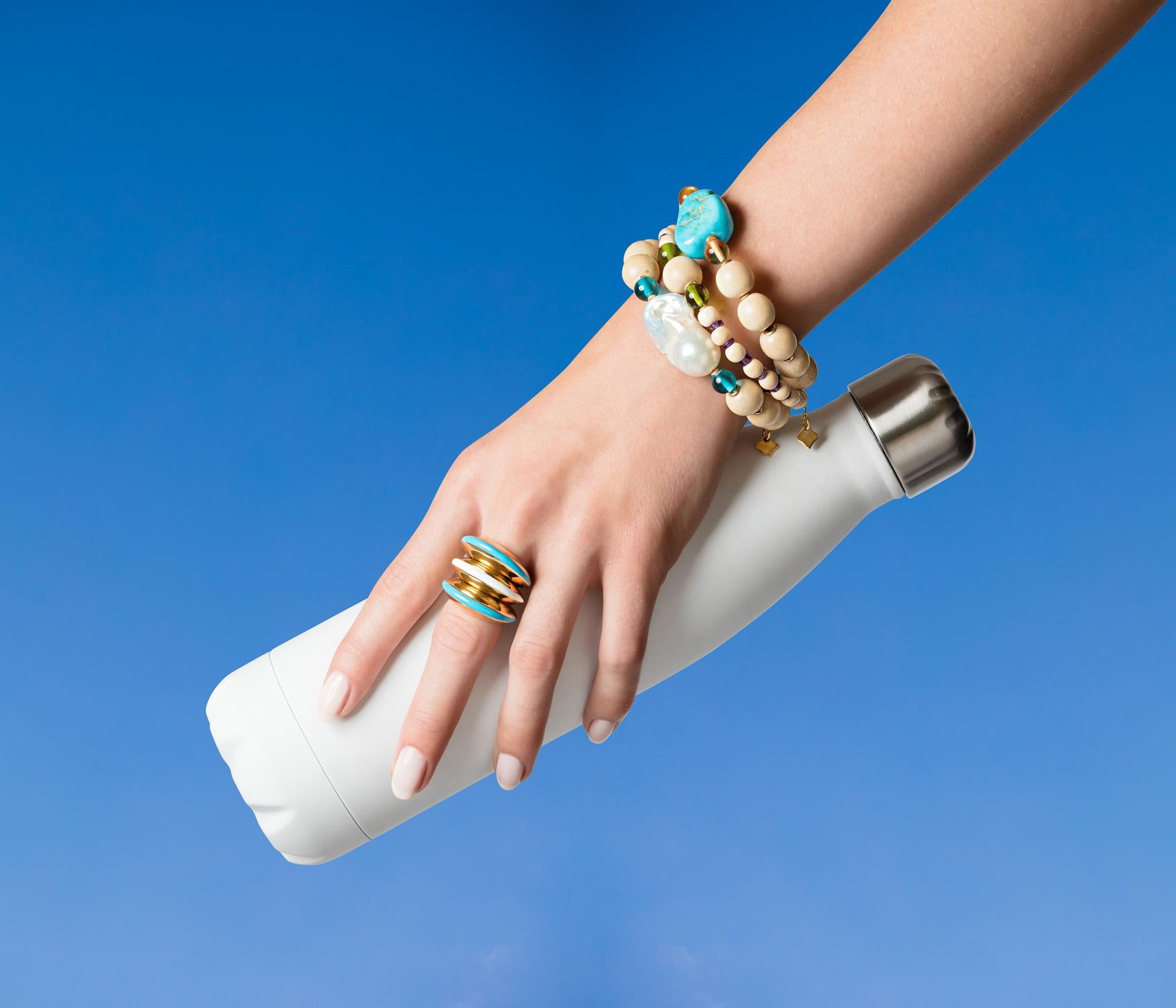 Women's or Men's MAVIADA's Modern 18K Gold Minimalism Turquoise Enamel Engagement Cocktail Ring For Sale