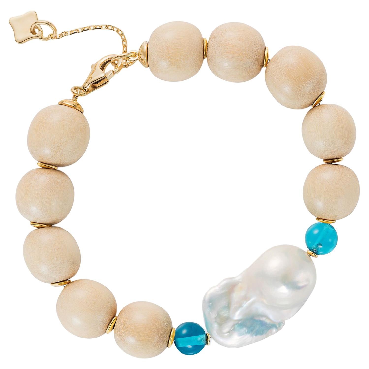 MAVIADA's Modern Wooden Bracelet with 18K Gold Discs Baroque Pearl, London Blue  For Sale