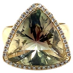 Mavilo Trillion Cut Labradorite Diamond 14k Yellow Gold Cocktail Ring