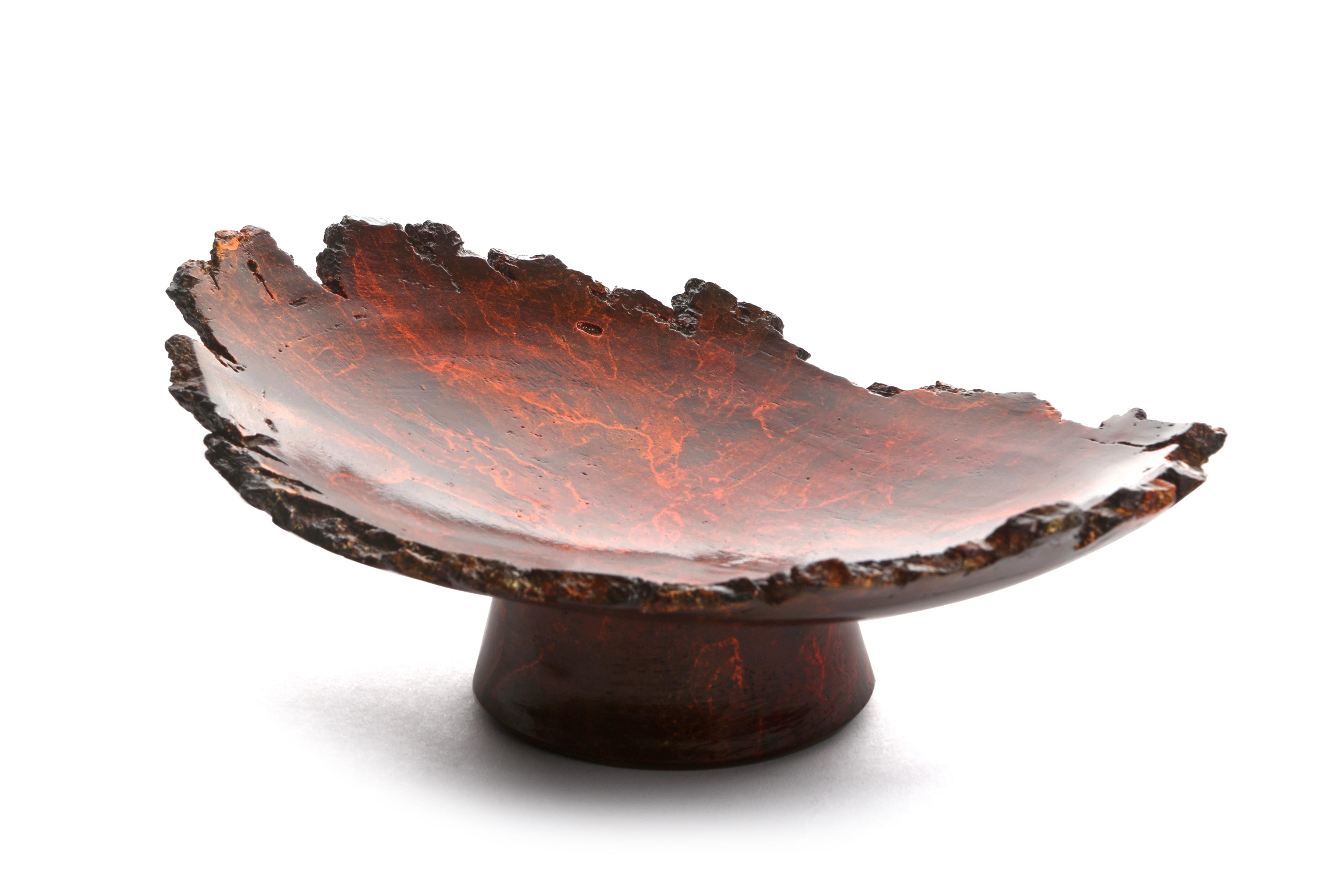 Bring timeless elegance to your entertaining and display collections with the distinctive Mavis Footed Dish, where graceful form meets exceptional artisanal craftsmanship. The Mavis Footed Dish exemplifies sophisticated design with its elevated
