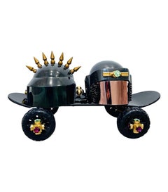 Mawi Ltd Edition Skate Board & passende Helme