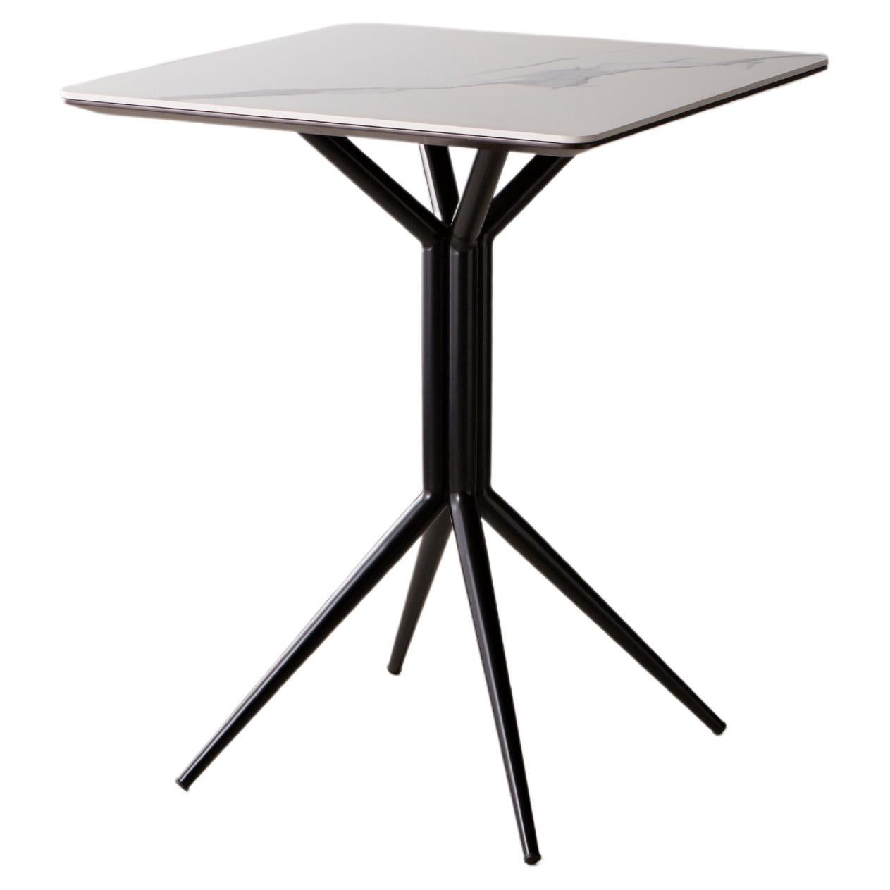 Table Max 4 par Doimo Brasil