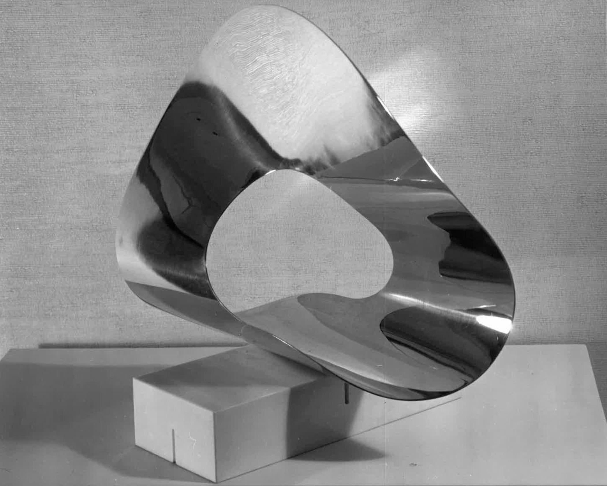 Max Bill Sculpture 
