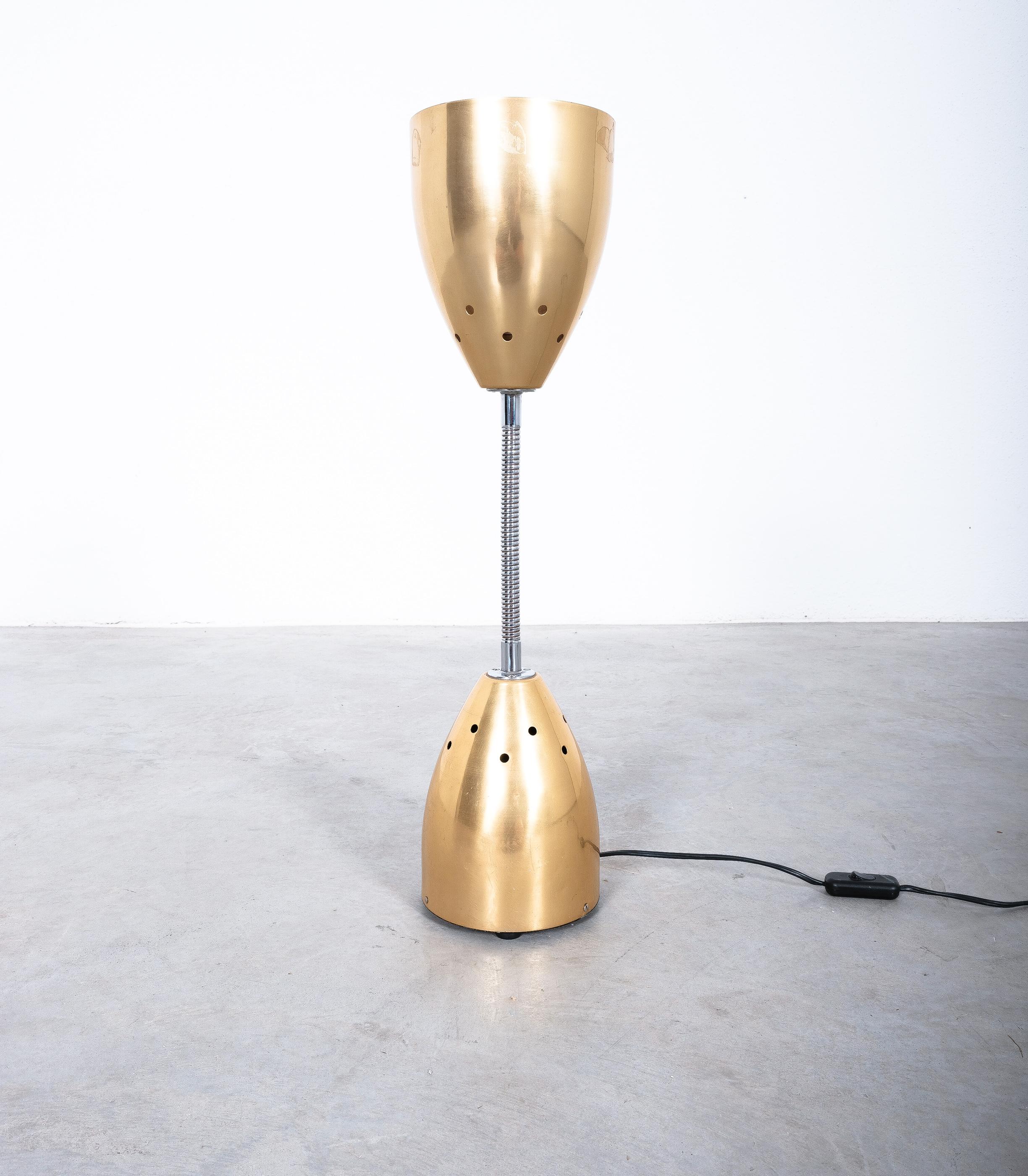 Anodisé Lampe de bureau Max Bill Sun en aluminium anodisé doré, Suisse, 1955 en vente