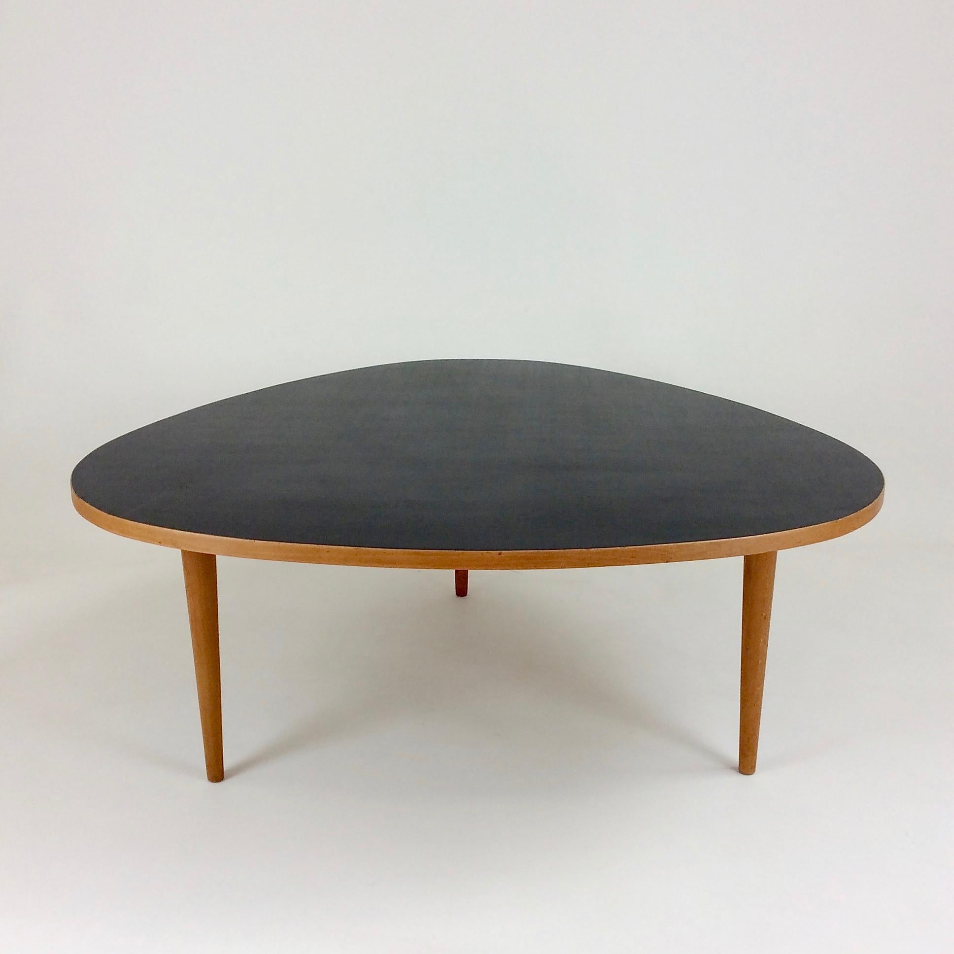 Max Bill Three Circles Coffee Table for Wohnbedarf, circa 1950, Switzerland 3