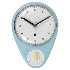 Max Bill Wanduhr, Pastellblau, Mid-Century Modern, Junghans Deutschland, 1950er Jahre