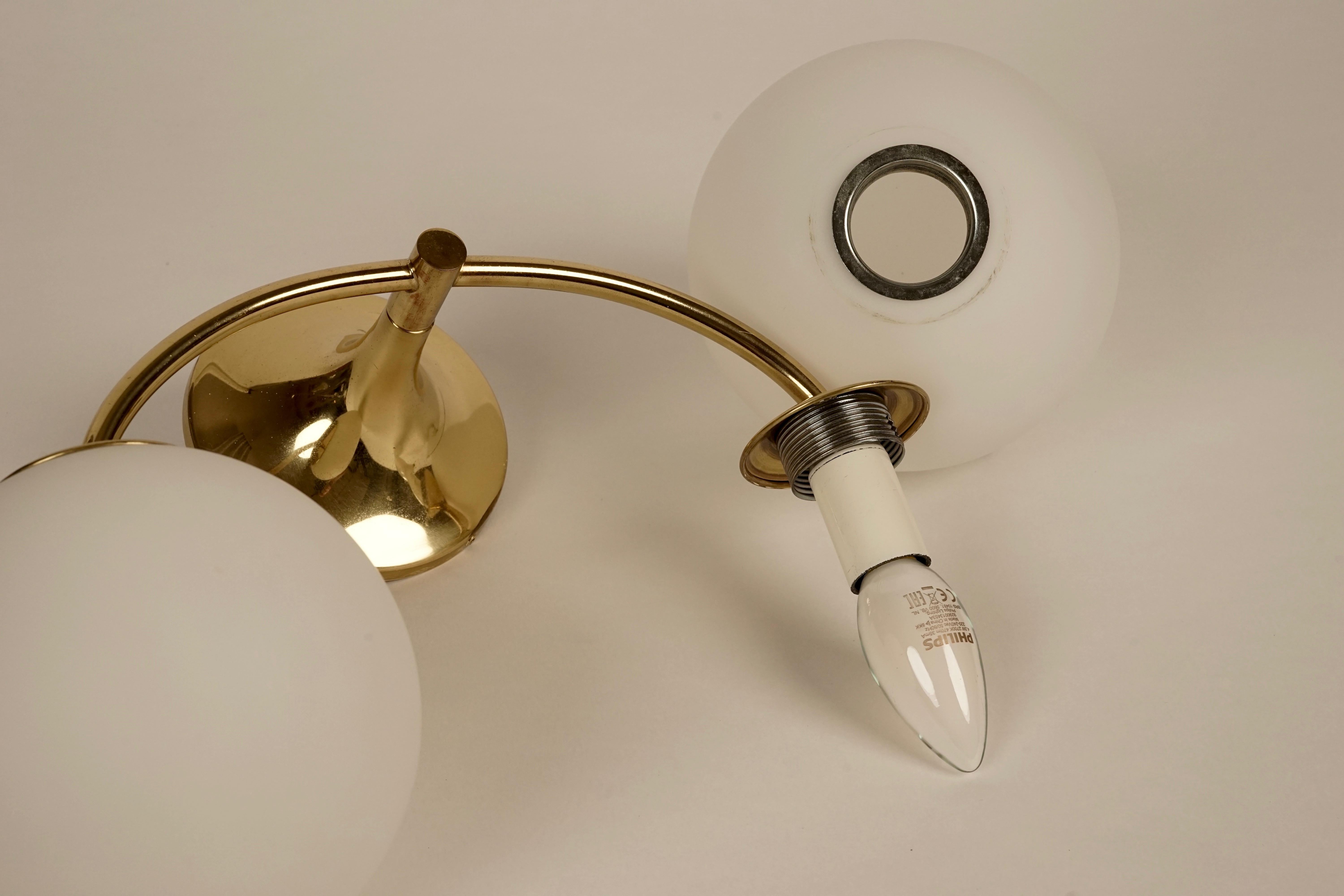 Max Bill Wall Lamp Temde, 1960 In Good Condition For Sale In Vienna, Austria