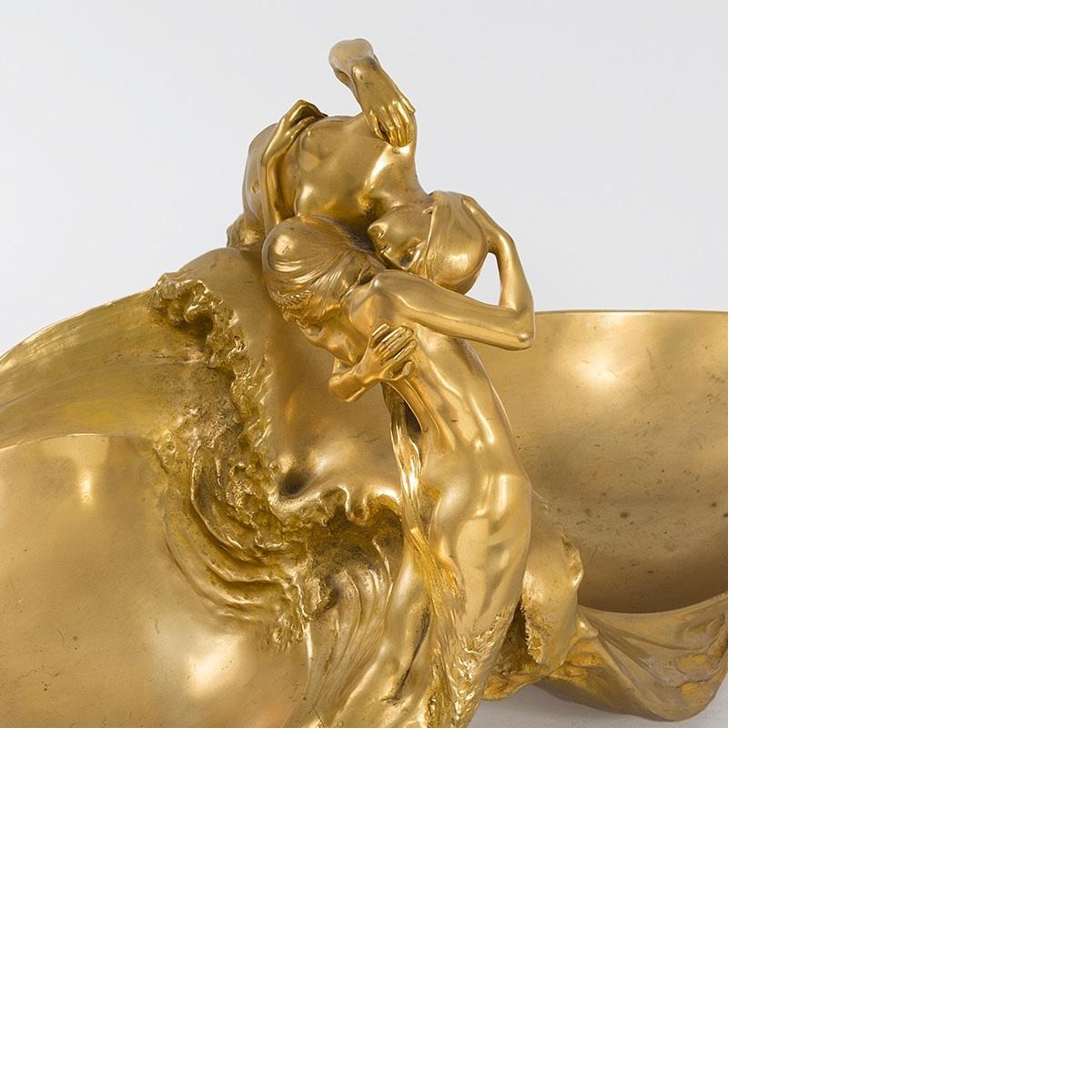 Français Vide-Poche Max Blondat Art Nouveau français en bronze doré en vente