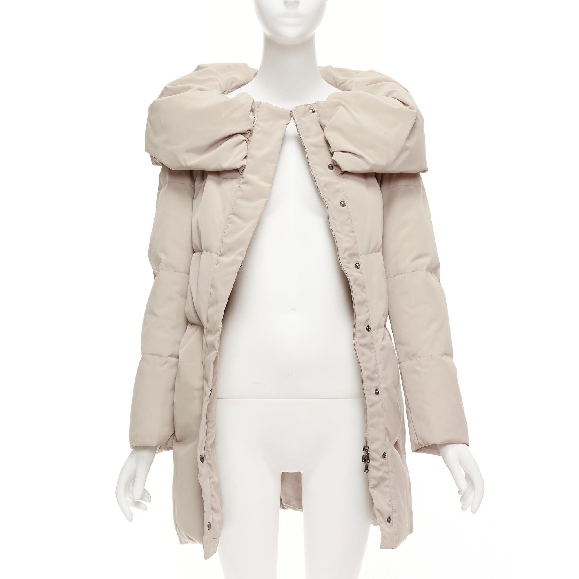 Beige MAX & CO Caldo beige bateau con collo foldover, cappotto lungo e aderente IT42 M. in vendita