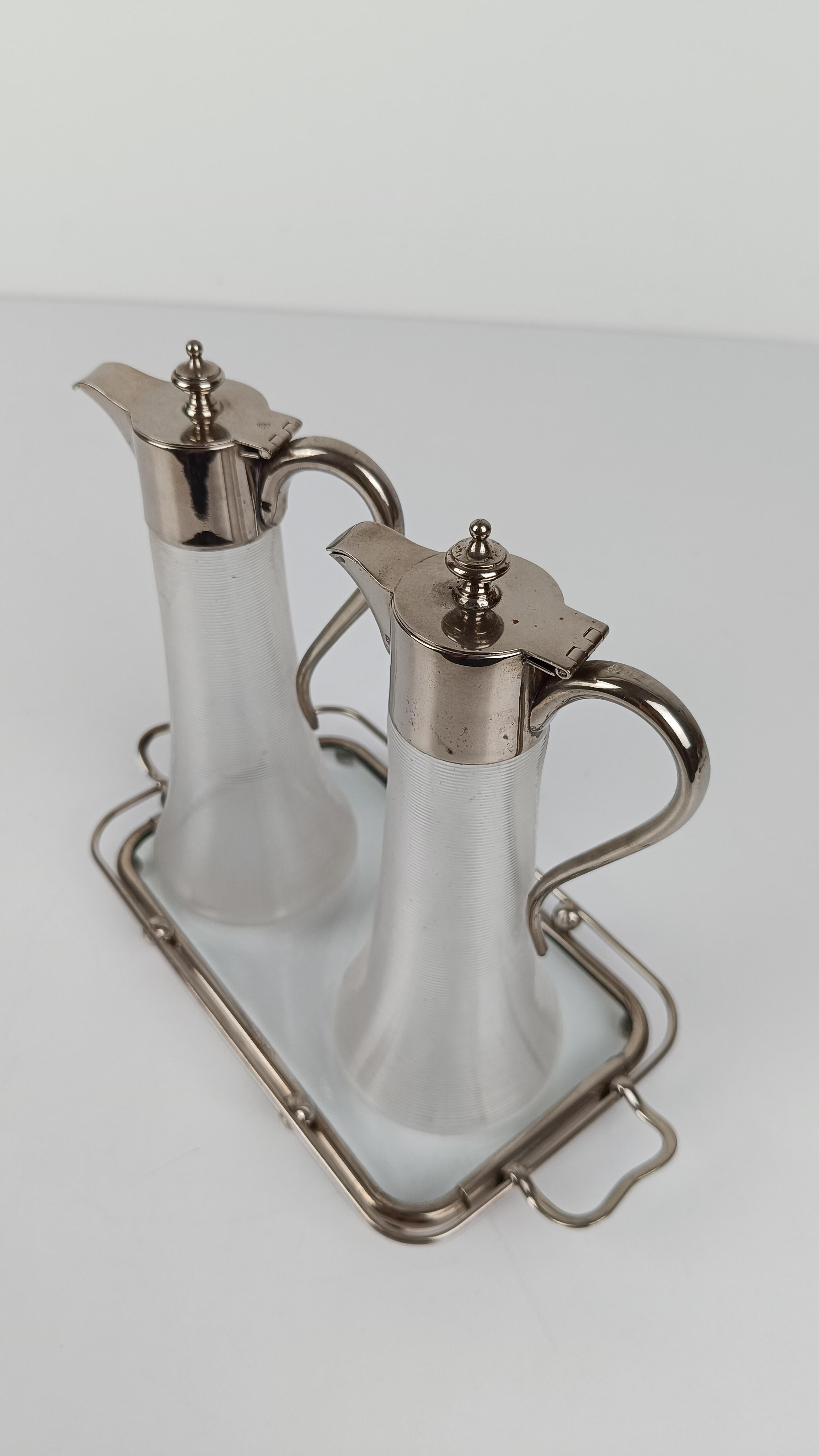 MAX DANNHORN Set de burettes / pichets à sirop avec plateau style Arts and Crafts en vente 1