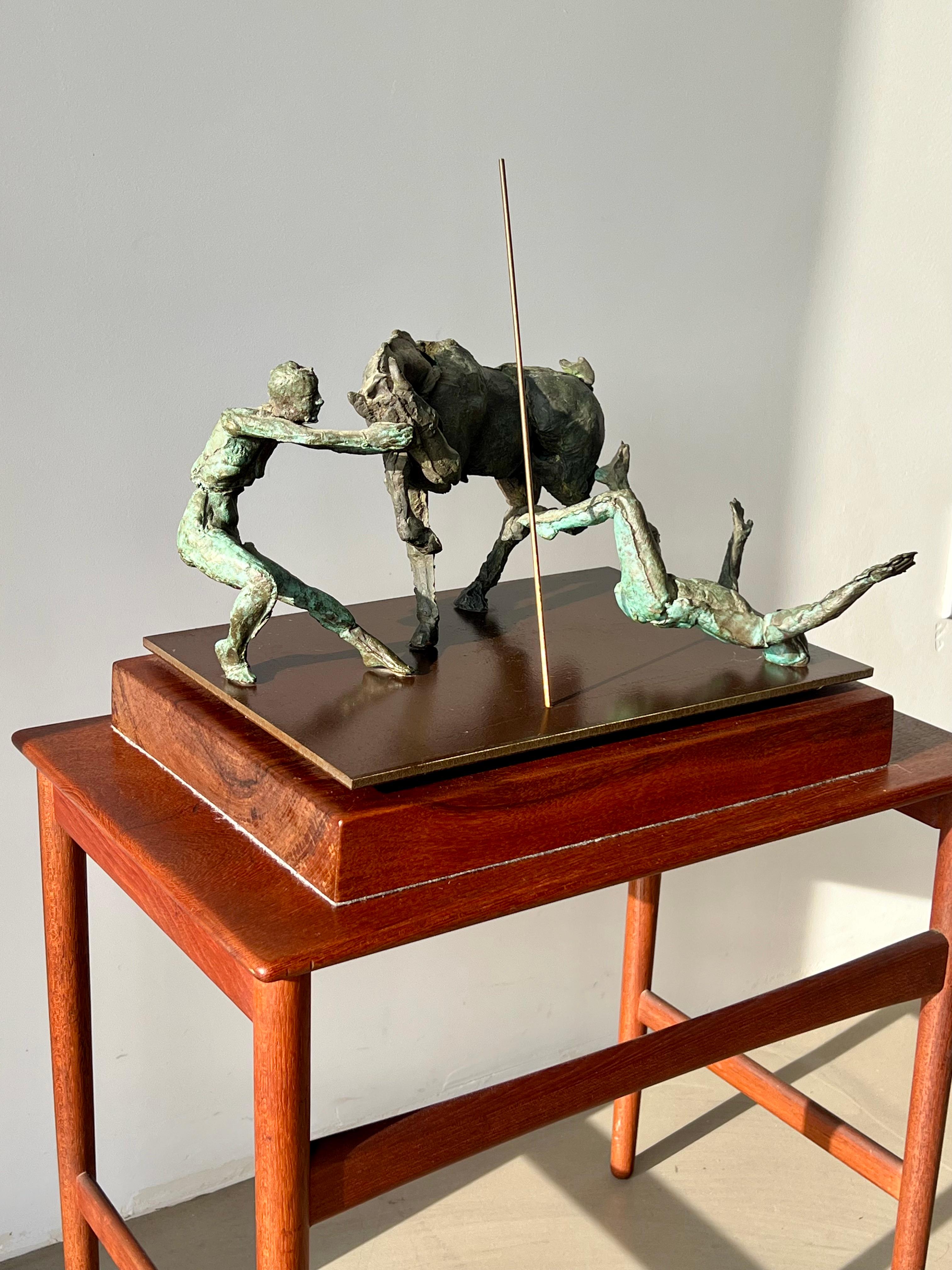 Max DeMoss 1987 Scultura astratta figurativa in bronzo in vendita 1